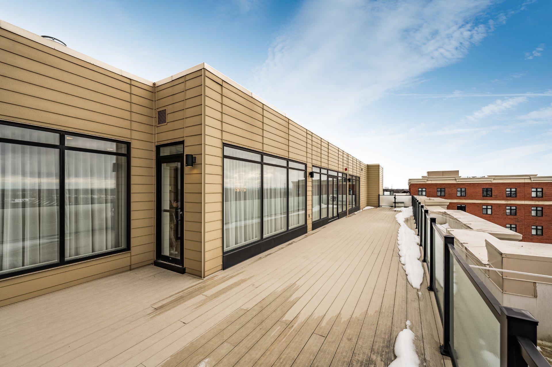 









9175


Rue Lennon

, 310,
Brossard,




QC
J4Y0S3

