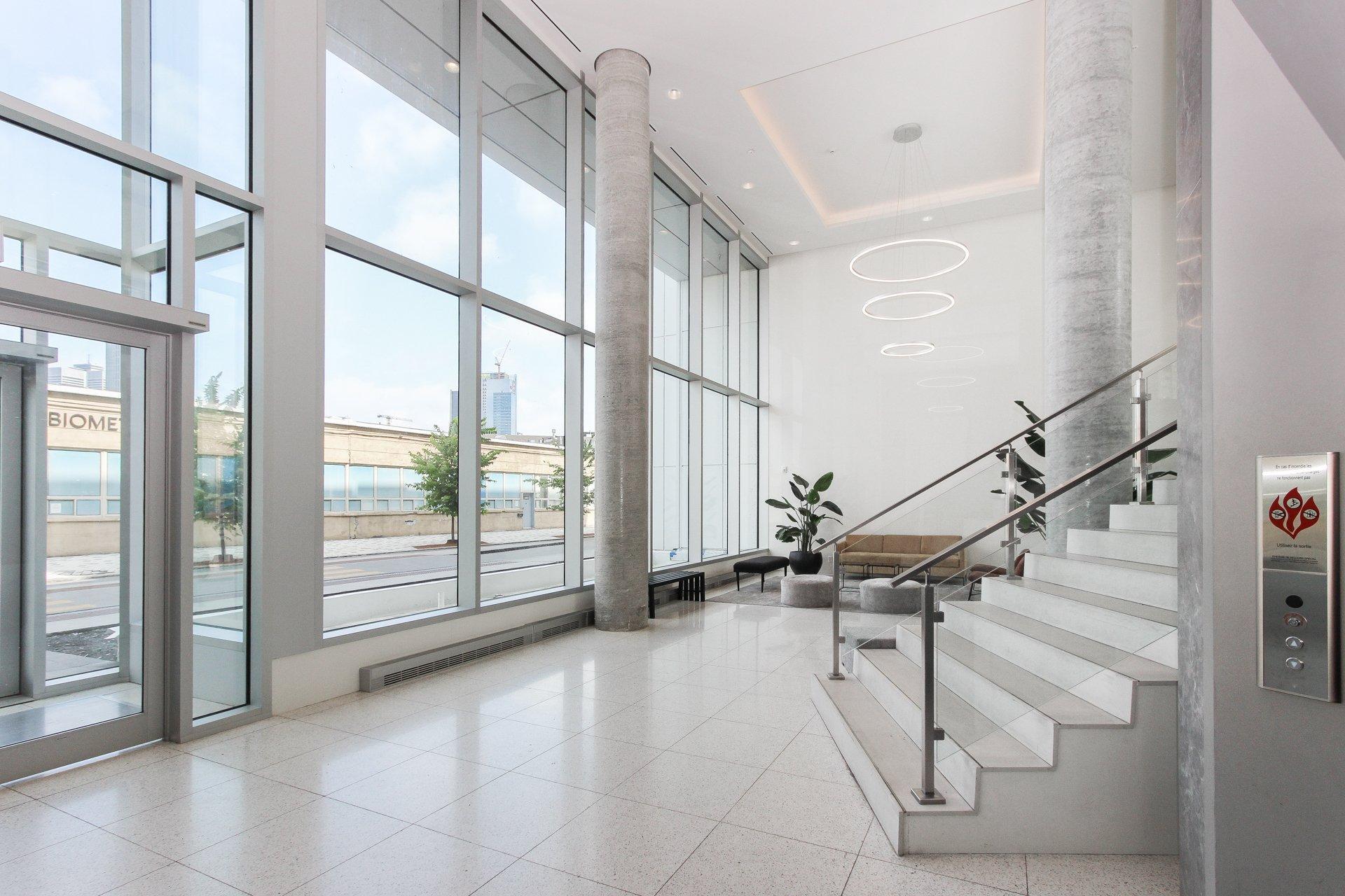 









1400


Rue Ottawa

, 428A,
Montréal (Le Sud-Ouest),




QC
H3C0Y9

