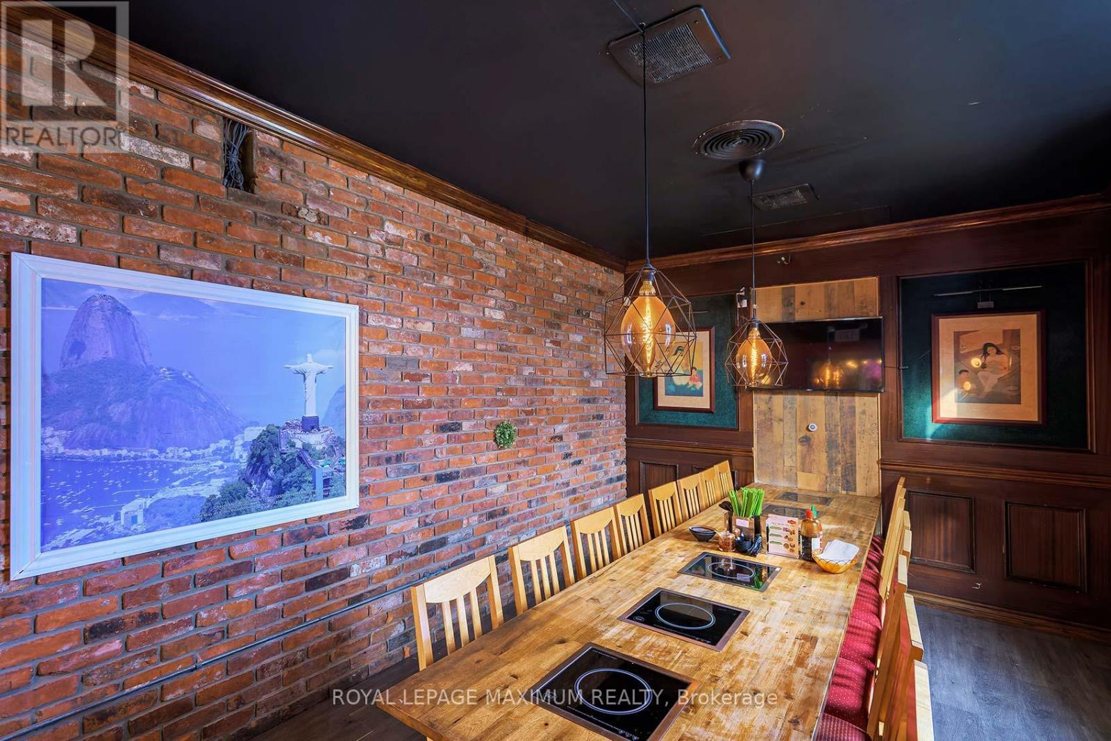 












165 HARTZEL ROAD

,
St. Catharines,




Ontario
L2P1N6

