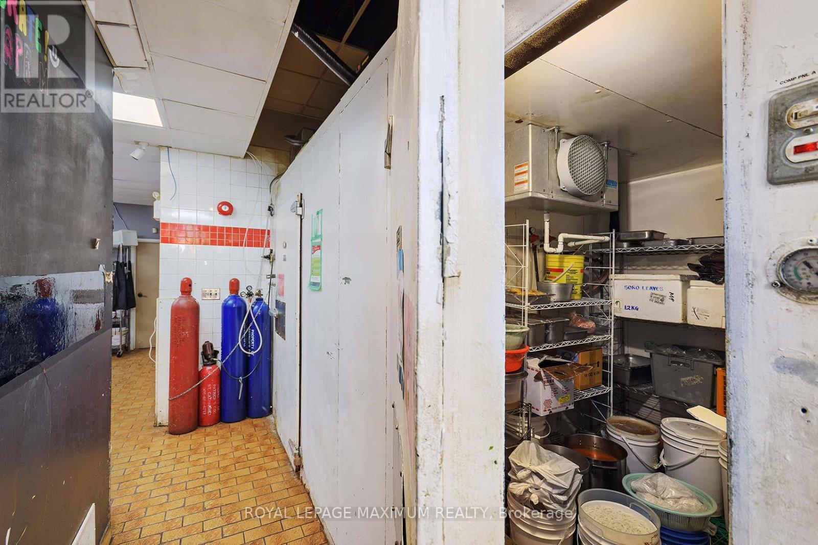 












165 HARTZEL ROAD

,
St. Catharines,




Ontario
L2P1N6

