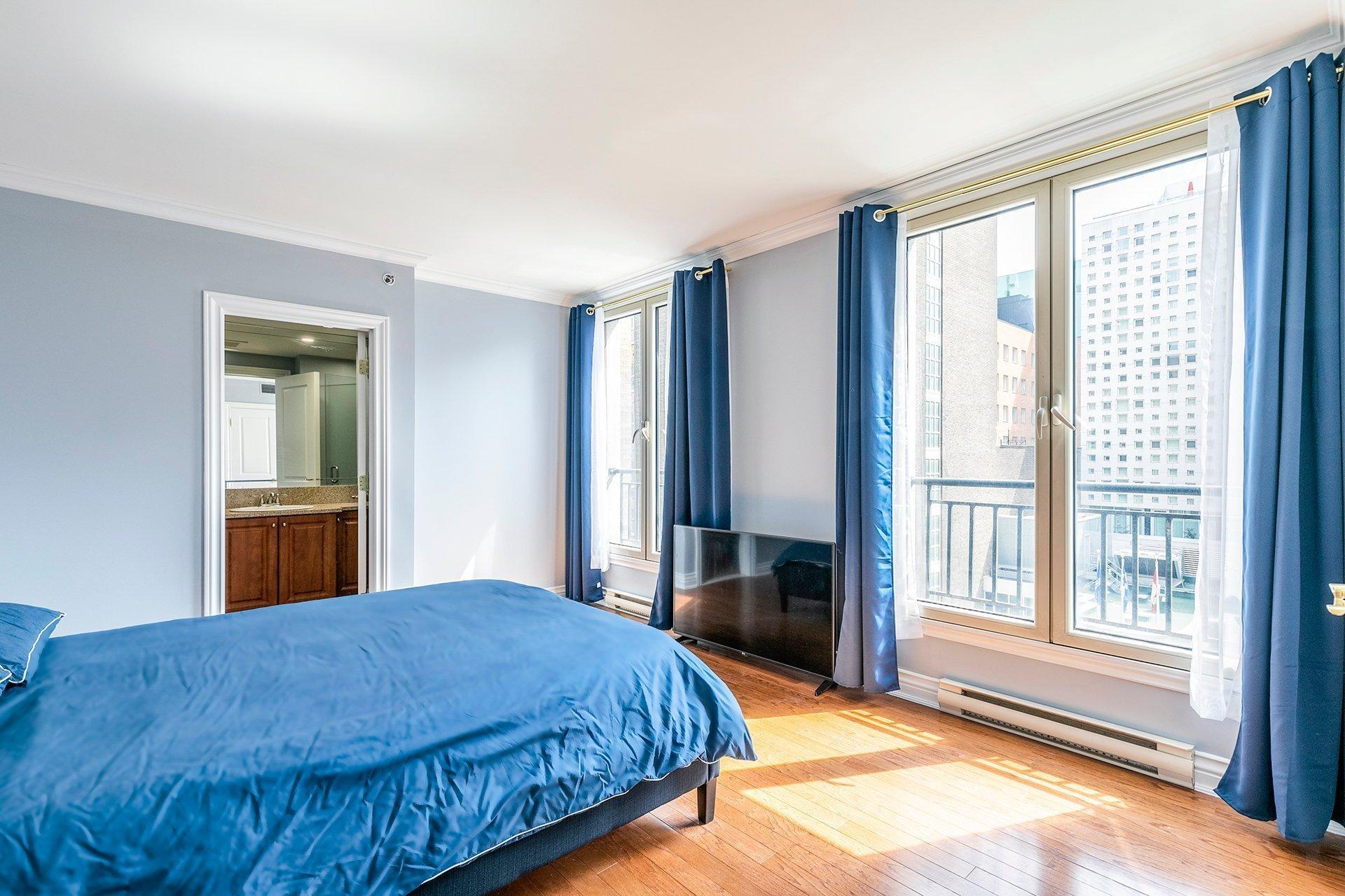 









1210


Boul. De Maisonneuve O.

, 5H,
Montréal (Ville-Marie),




QC
H3A0A2

