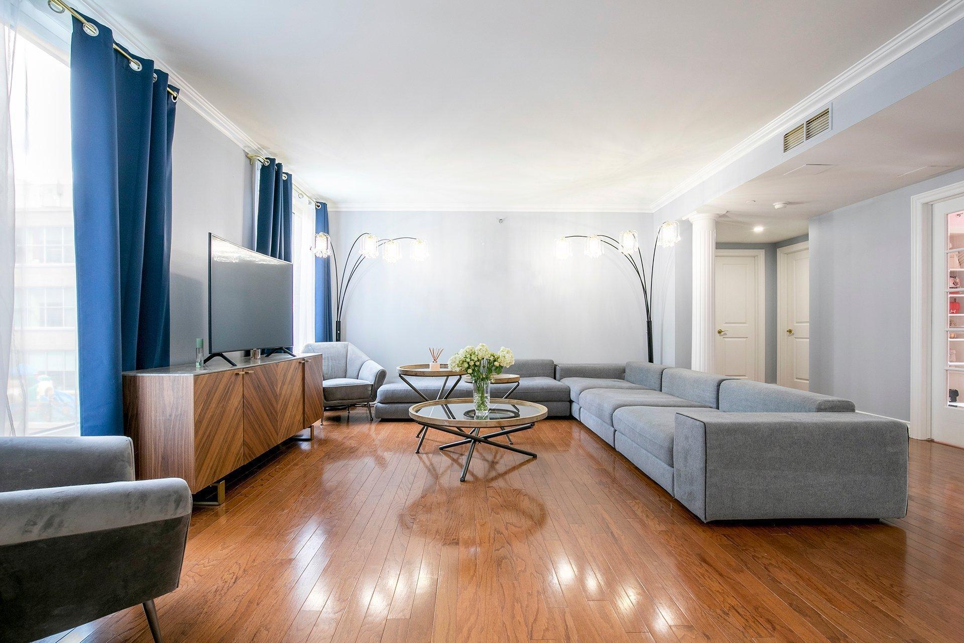 









1210


Boul. De Maisonneuve O.

, 5H,
Montréal (Ville-Marie),




QC
H3A0A2

