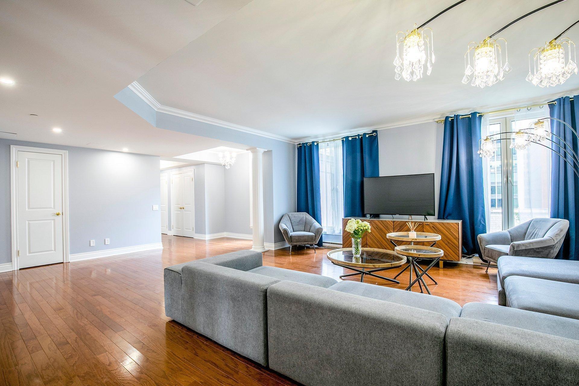 









1210


Boul. De Maisonneuve O.

, 5H,
Montréal (Ville-Marie),




QC
H3A0A2

