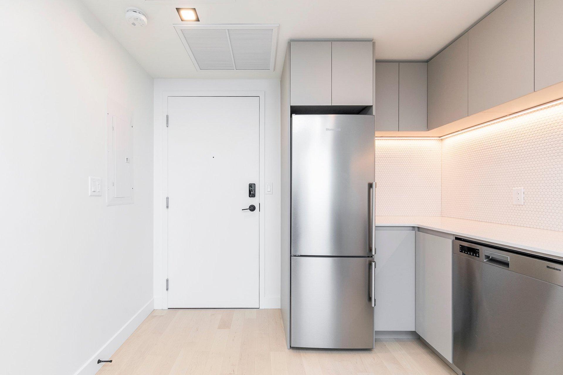 









1210


Rue Jeanne-Mance

, 3410,
Montréal (Ville-Marie),




QC
H2X1M1

