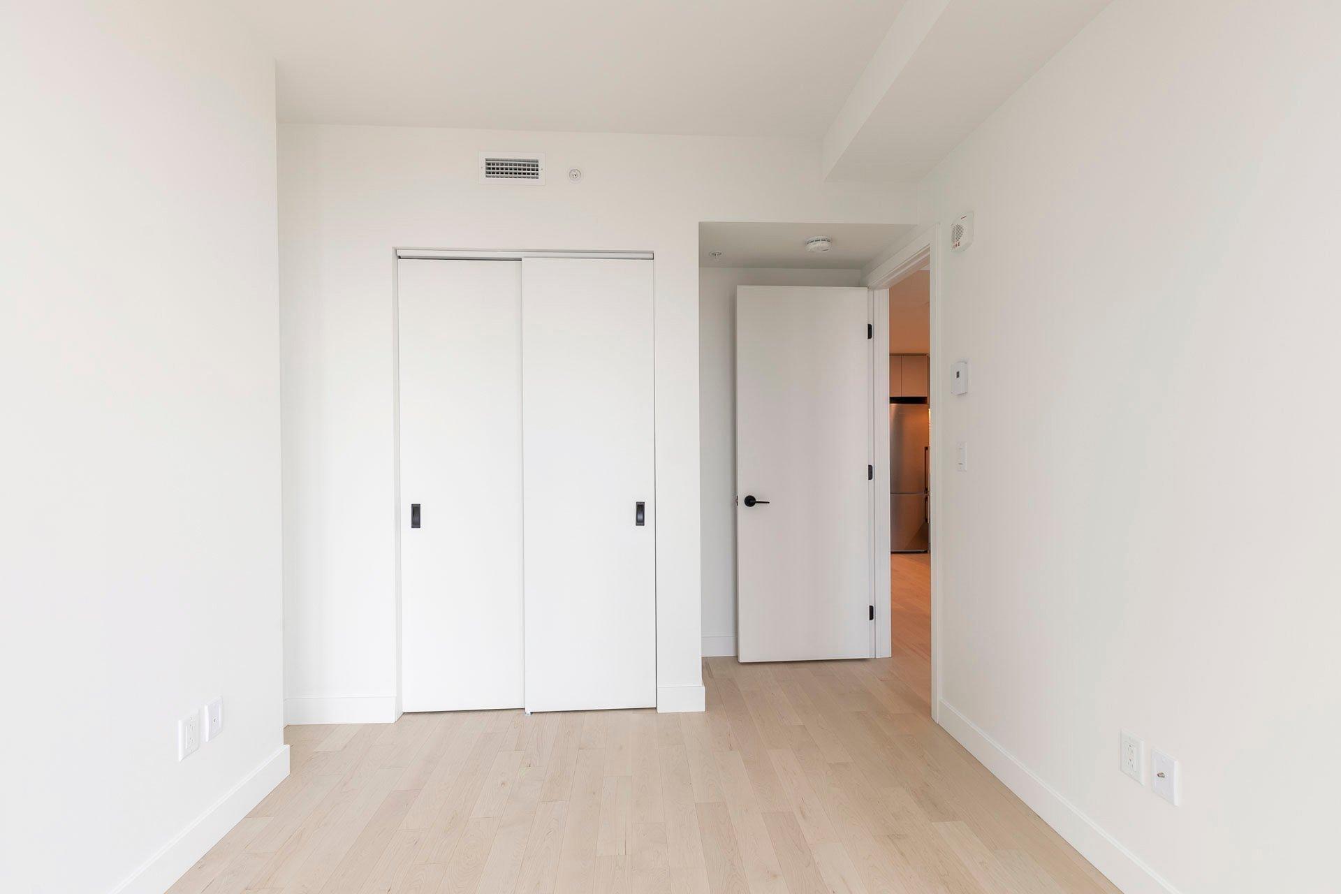 









1210


Rue Jeanne-Mance

, 3410,
Montréal (Ville-Marie),




QC
H2X1M1

