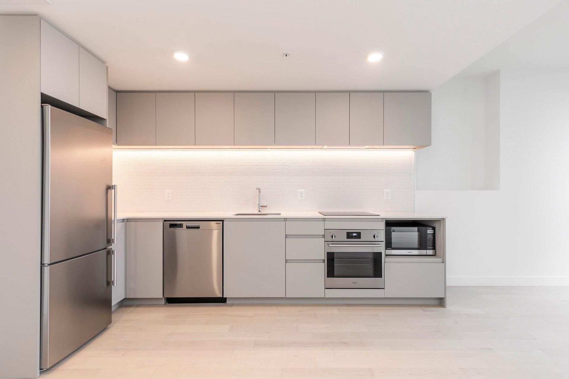 









1210


Rue Jeanne-Mance

, 3410,
Montréal (Ville-Marie),




QC
H2X1M1

