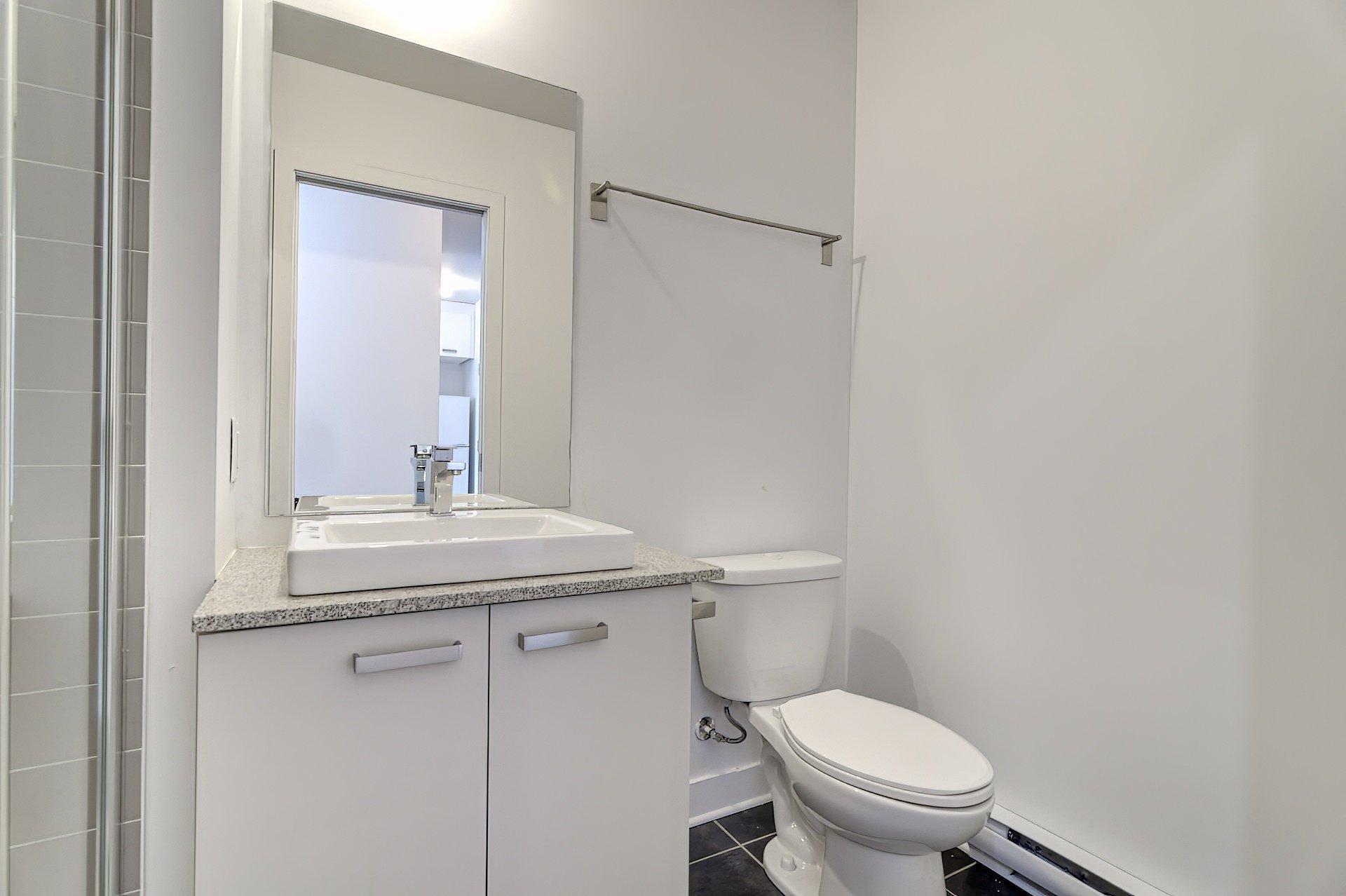 









5200


Av. Gatineau

, A504,
Montréal (Côte-des-Neiges/Notre-Dame-de-Grâce),




QC
H3T1W9

