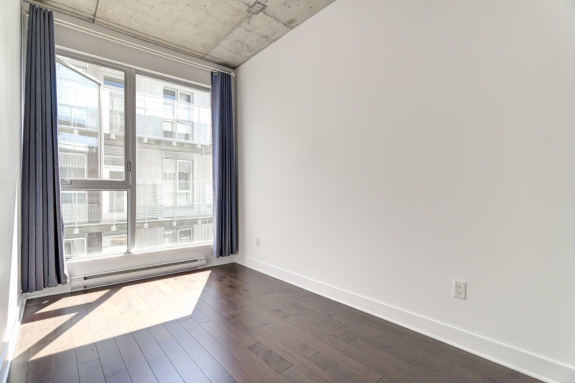 









5200


Av. Gatineau

, A504,
Montréal (Côte-des-Neiges/Notre-Dame-de-Grâce),




QC
H3T1W9

