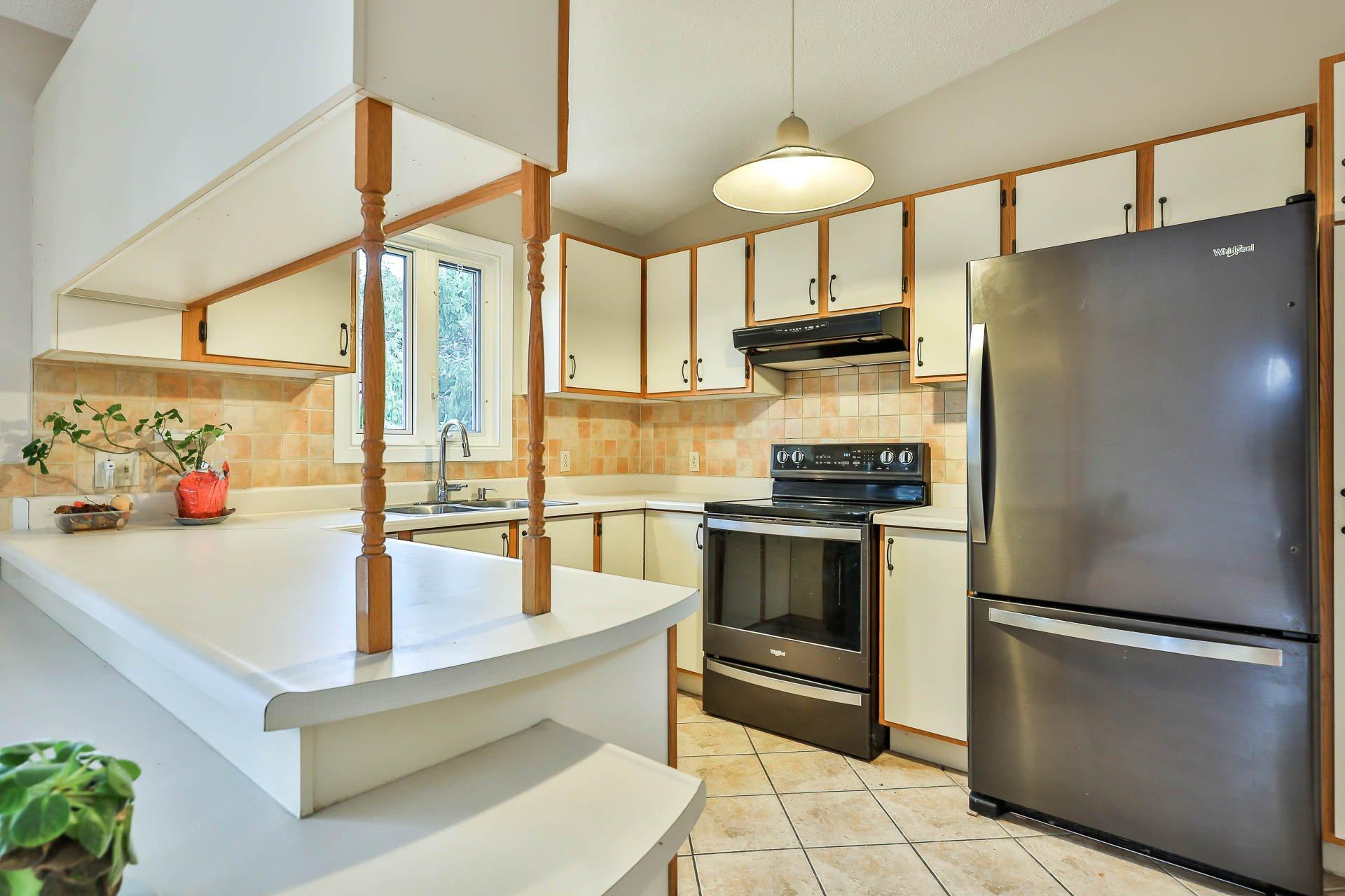 









77


Av. des Camélias

,
Gatineau (Aylmer),




QC
J9J2E7

