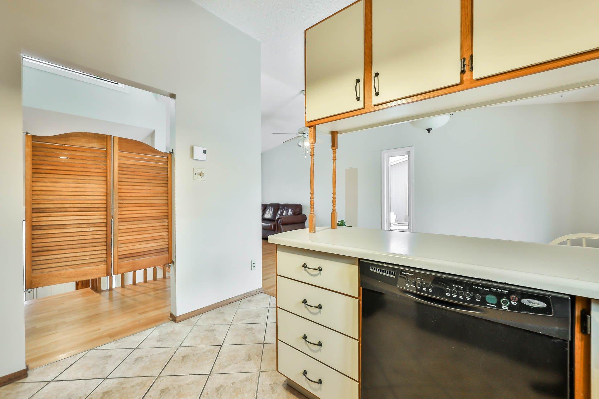 









77


Av. des Camélias

,
Gatineau (Aylmer),




QC
J9J2E7

