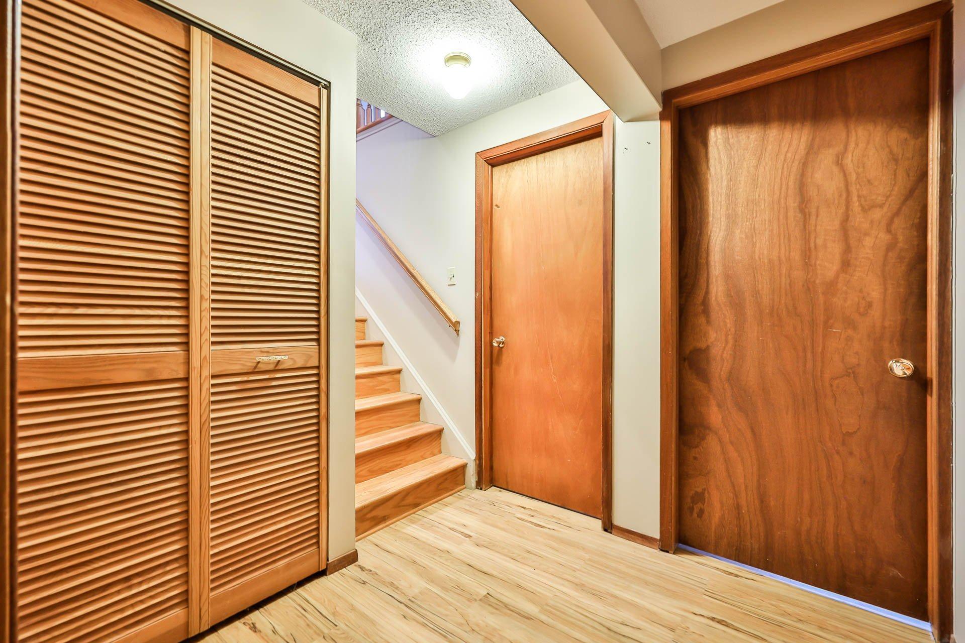 









77


Av. des Camélias

,
Gatineau (Aylmer),




QC
J9J2E7

