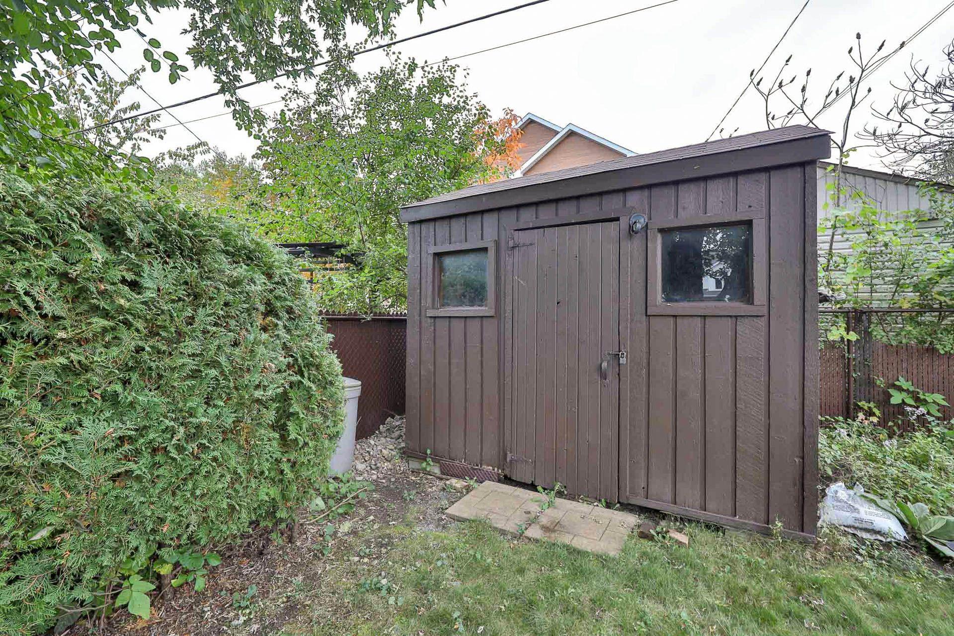 









77


Av. des Camélias

,
Gatineau (Aylmer),




QC
J9J2E7

