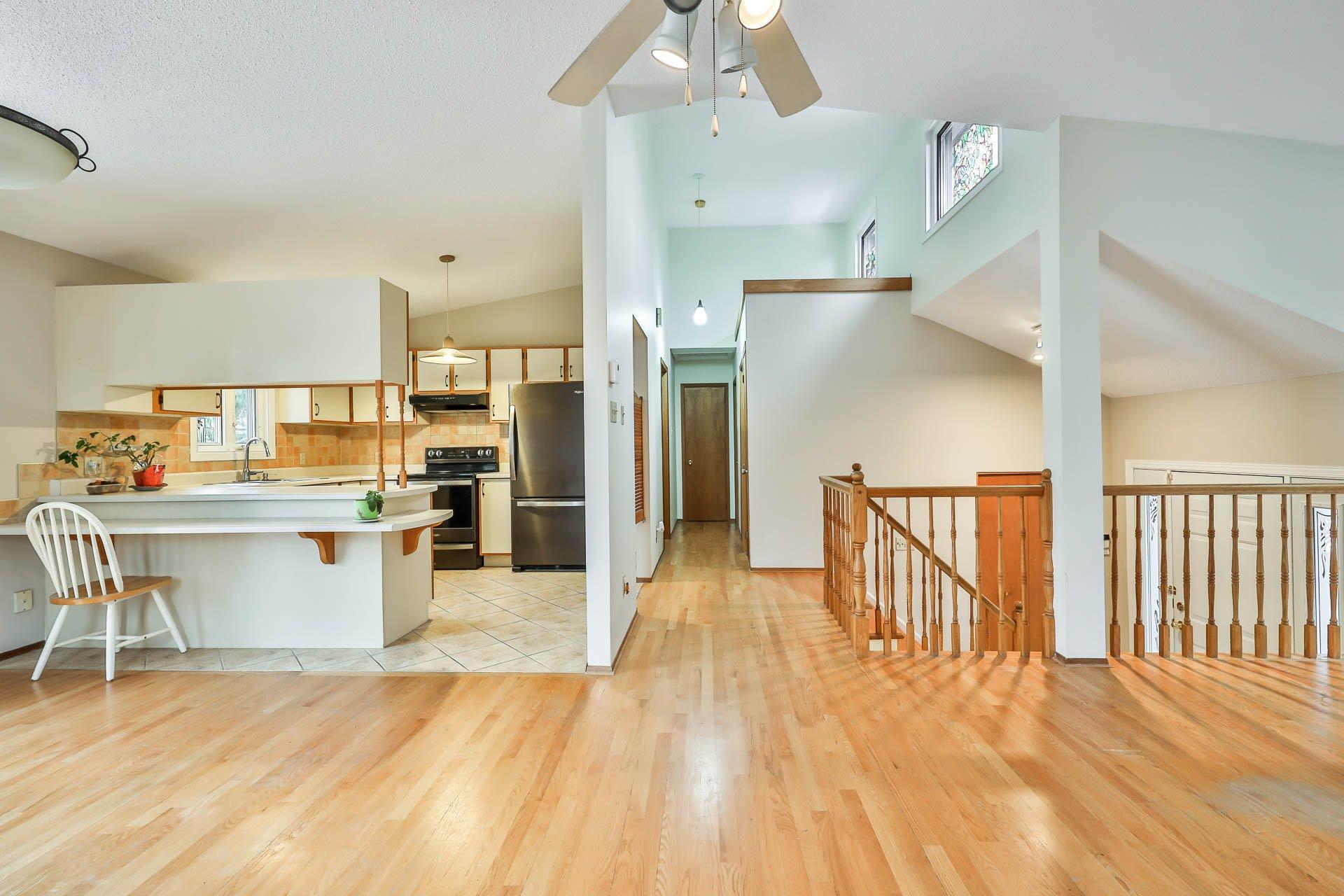 









77


Av. des Camélias

,
Gatineau (Aylmer),




QC
J9J2E7

