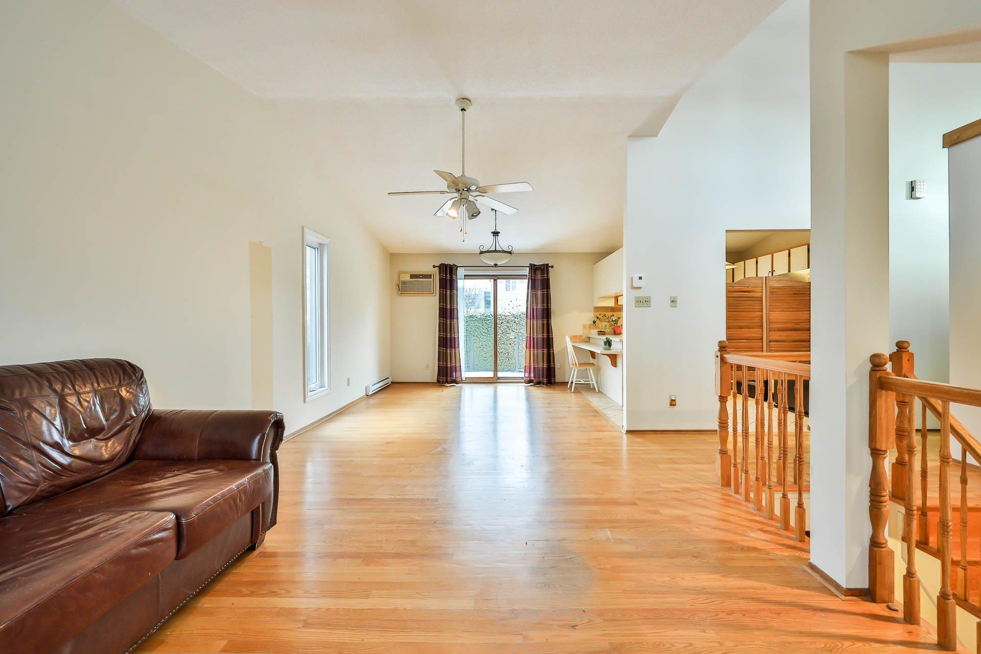 









77


Av. des Camélias

,
Gatineau (Aylmer),




QC
J9J2E7

