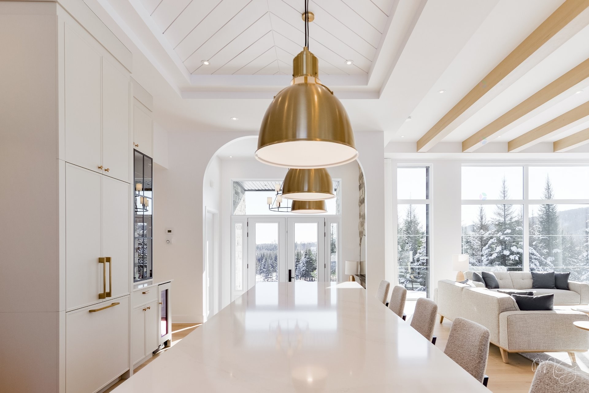 









1217


Ch. du Millepertuis

,
Piedmont,




QC
J0R1K0

