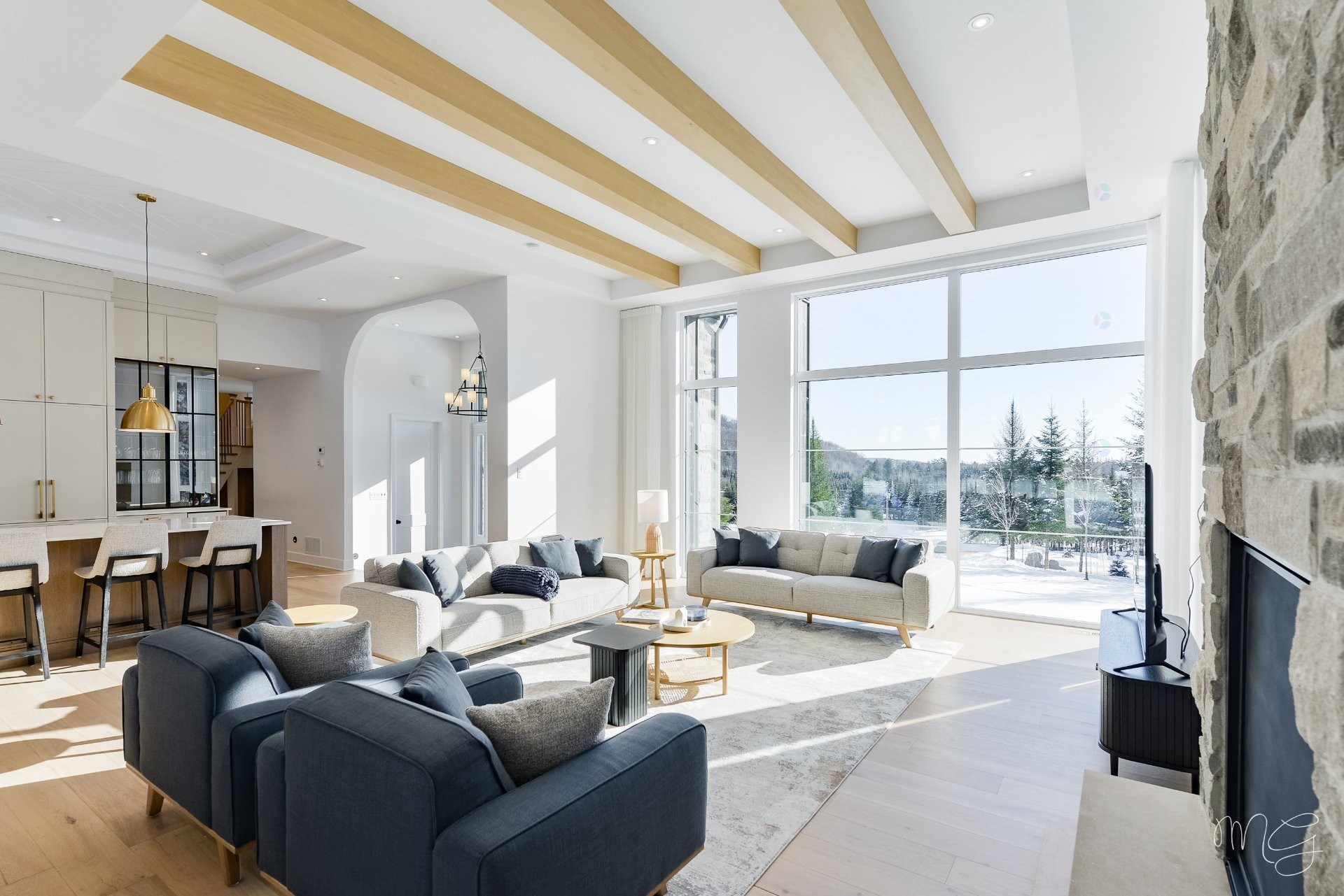 









1217


Ch. du Millepertuis

,
Piedmont,




QC
J0R1K0

