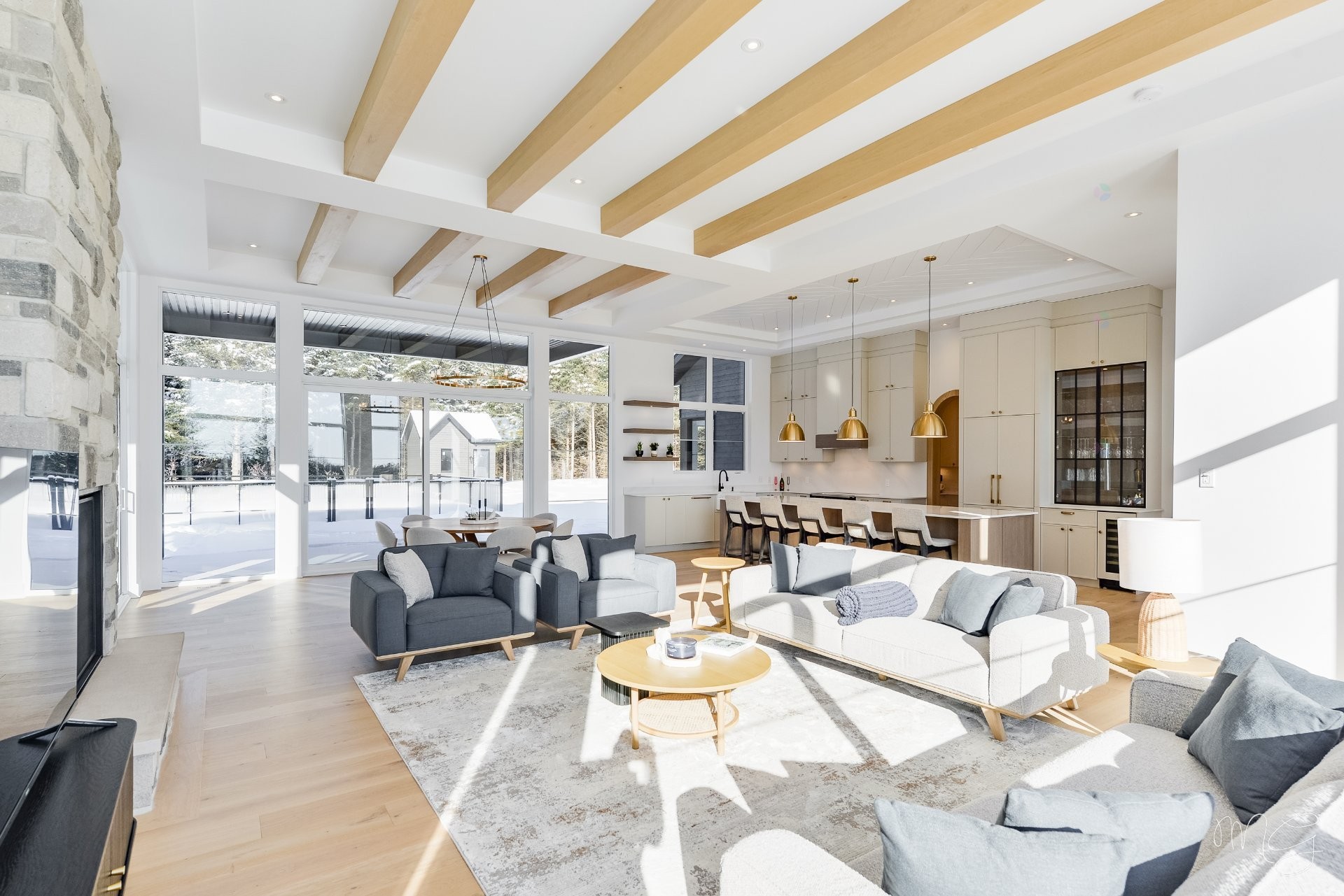 









1217


Ch. du Millepertuis

,
Piedmont,




QC
J0R1K0

