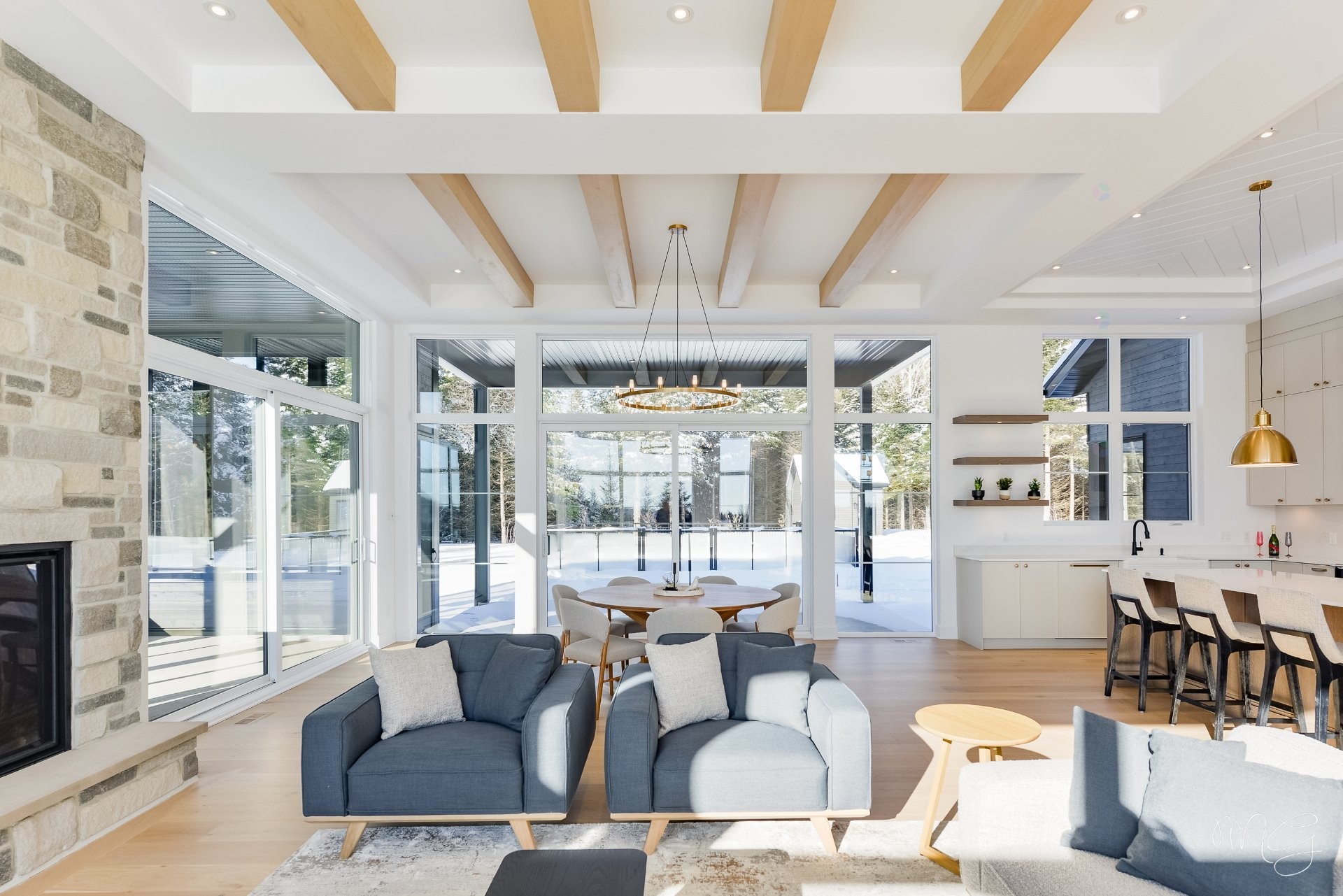 









1217


Ch. du Millepertuis

,
Piedmont,




QC
J0R1K0

