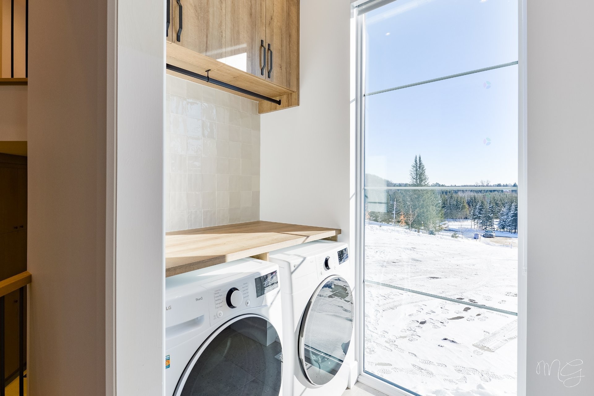 









1217


Ch. du Millepertuis

,
Piedmont,




QC
J0R1K0

