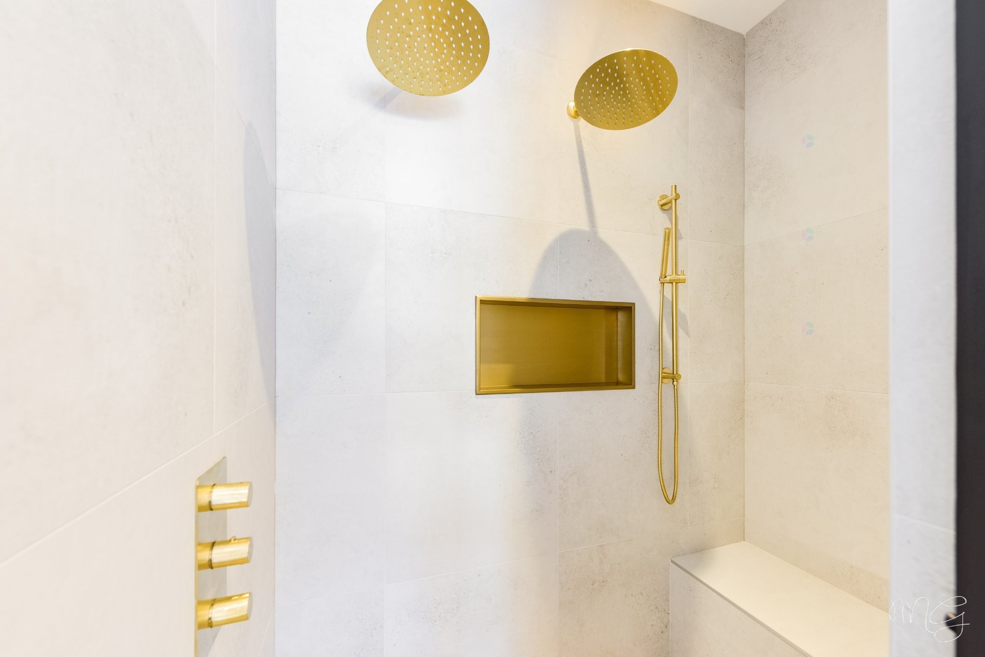 









1217


Ch. du Millepertuis

,
Piedmont,




QC
J0R1K0

