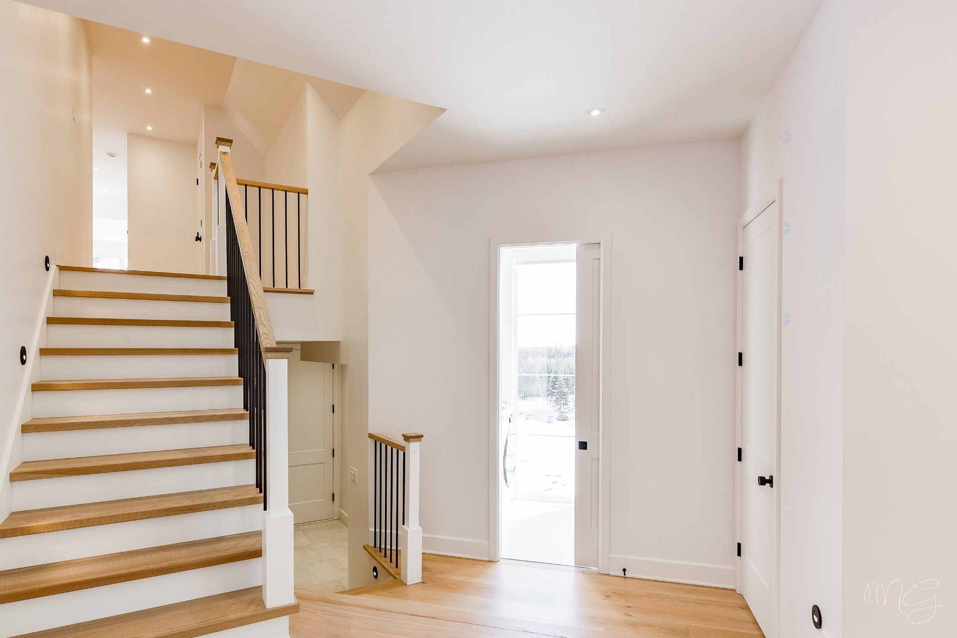 









1217


Ch. du Millepertuis

,
Piedmont,




QC
J0R1K0

