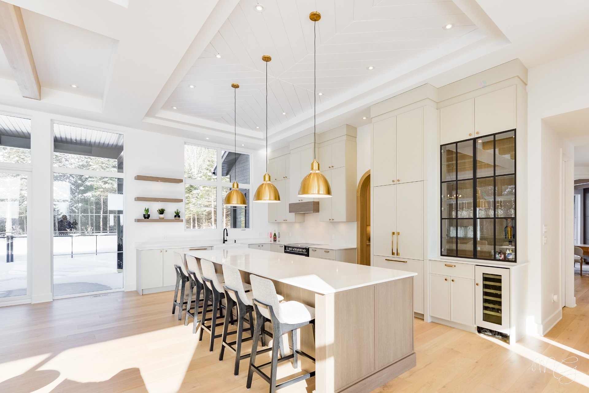 









1217


Ch. du Millepertuis

,
Piedmont,




QC
J0R1K0

