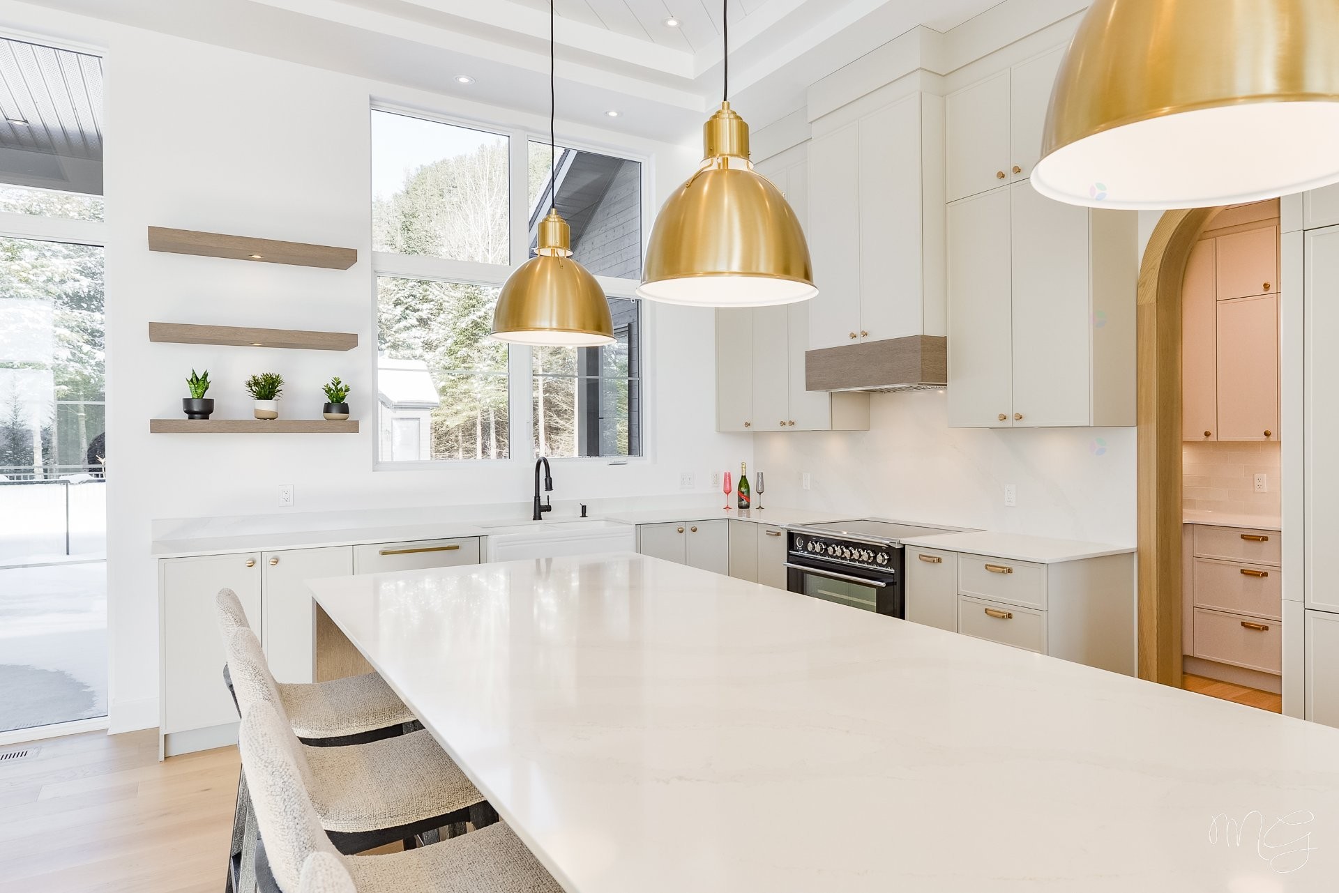 









1217


Ch. du Millepertuis

,
Piedmont,




QC
J0R1K0

