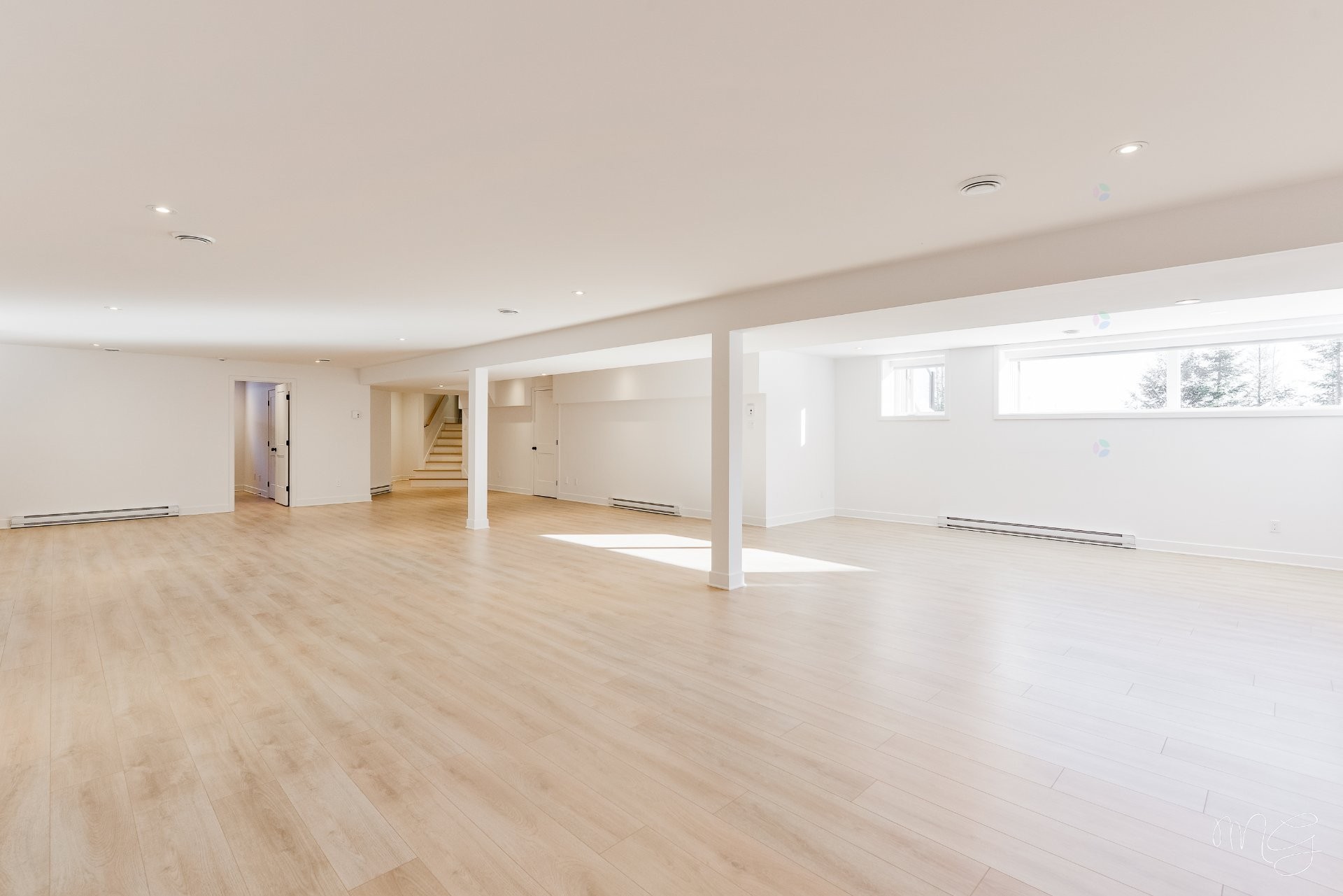 









1217


Ch. du Millepertuis

,
Piedmont,




QC
J0R1K0

