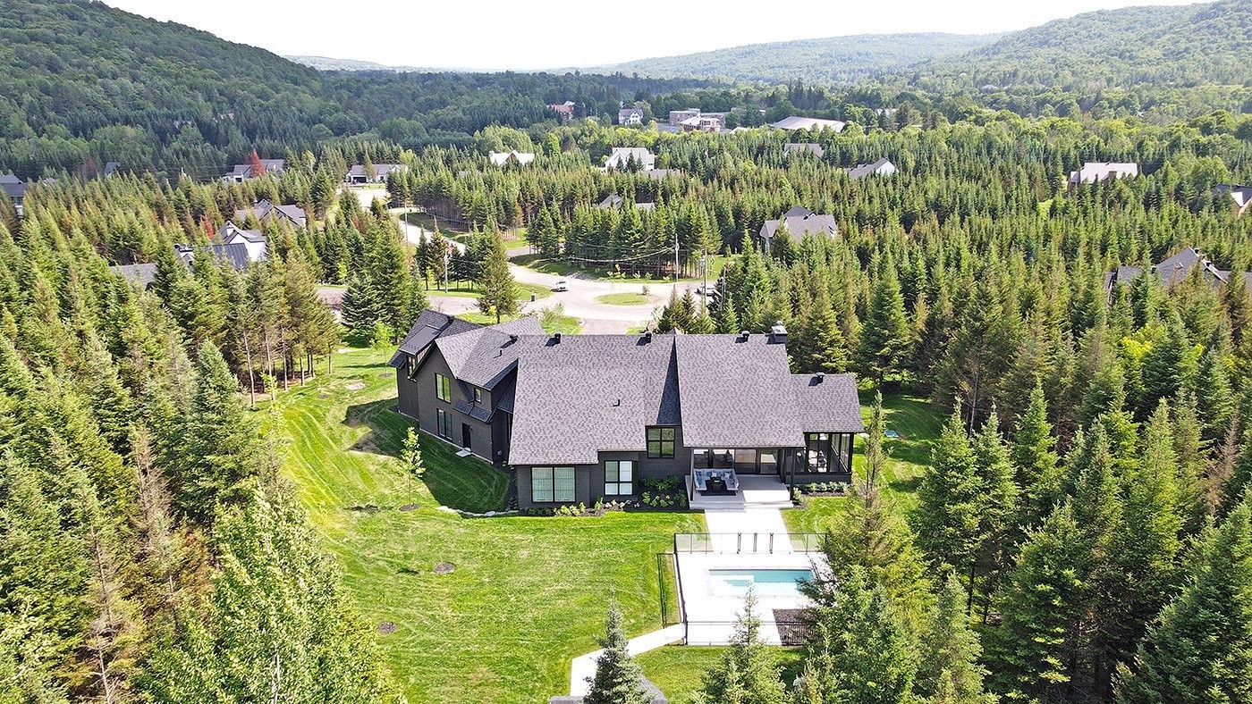 









1217


Ch. du Millepertuis

,
Piedmont,




QC
J0R1K0

