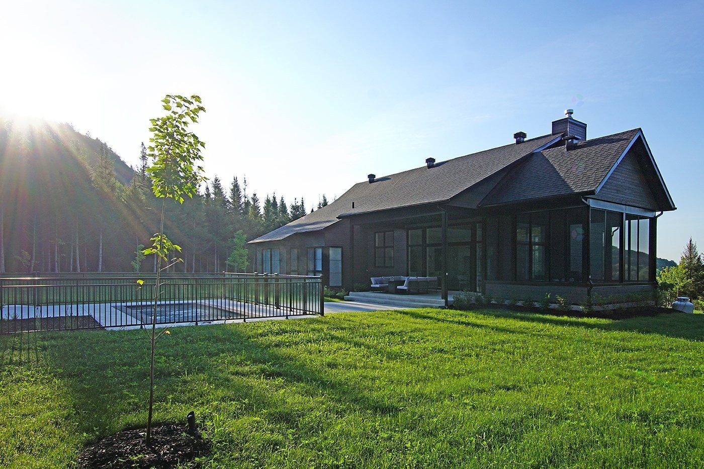 









1217


Ch. du Millepertuis

,
Piedmont,




QC
J0R1K0

