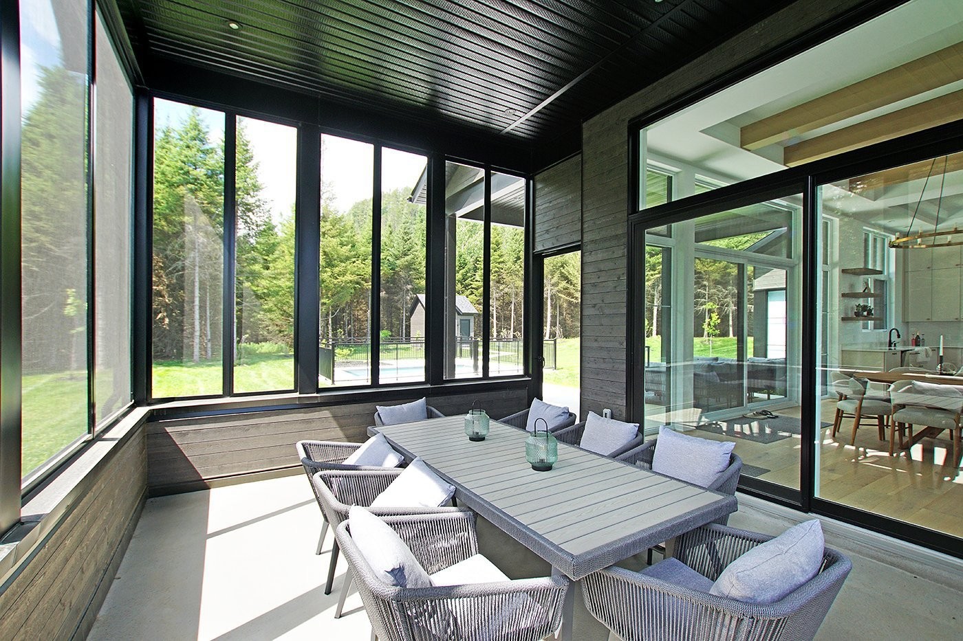 









1217


Ch. du Millepertuis

,
Piedmont,




QC
J0R1K0

