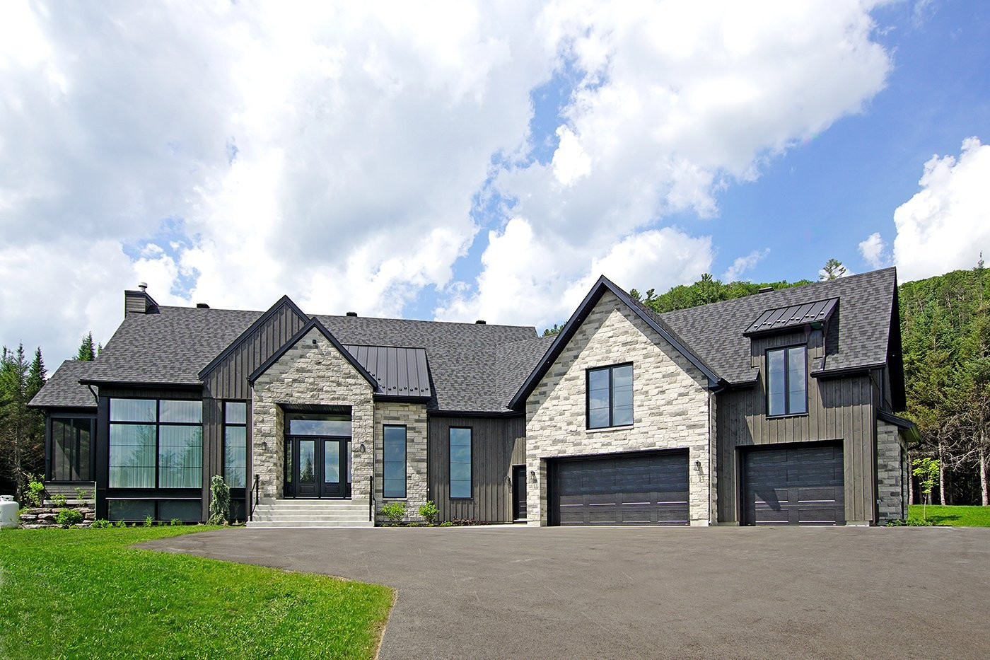 









1217


Ch. du Millepertuis

,
Piedmont,




QC
J0R1K0

