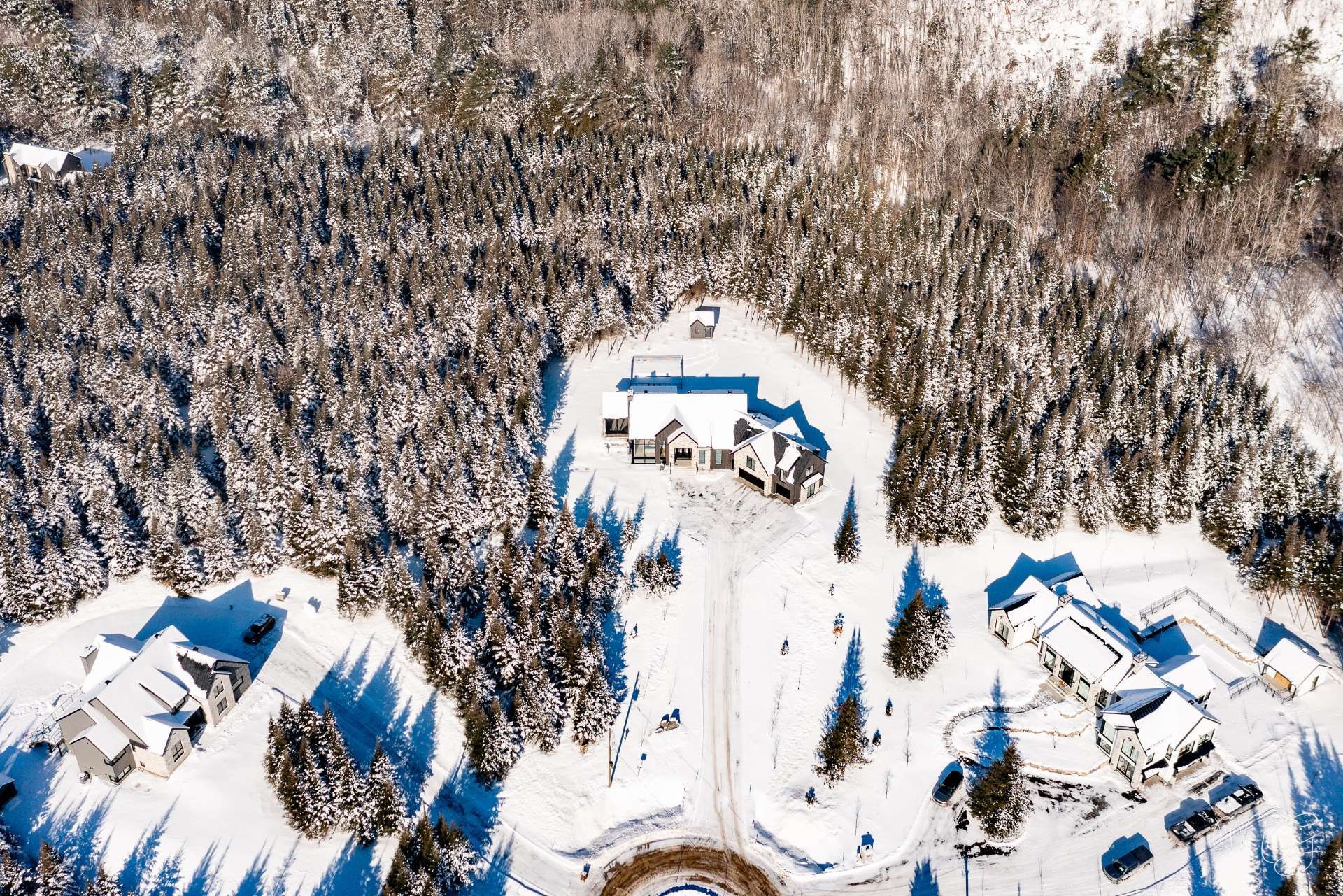 









1217


Ch. du Millepertuis

,
Piedmont,




QC
J0R1K0

