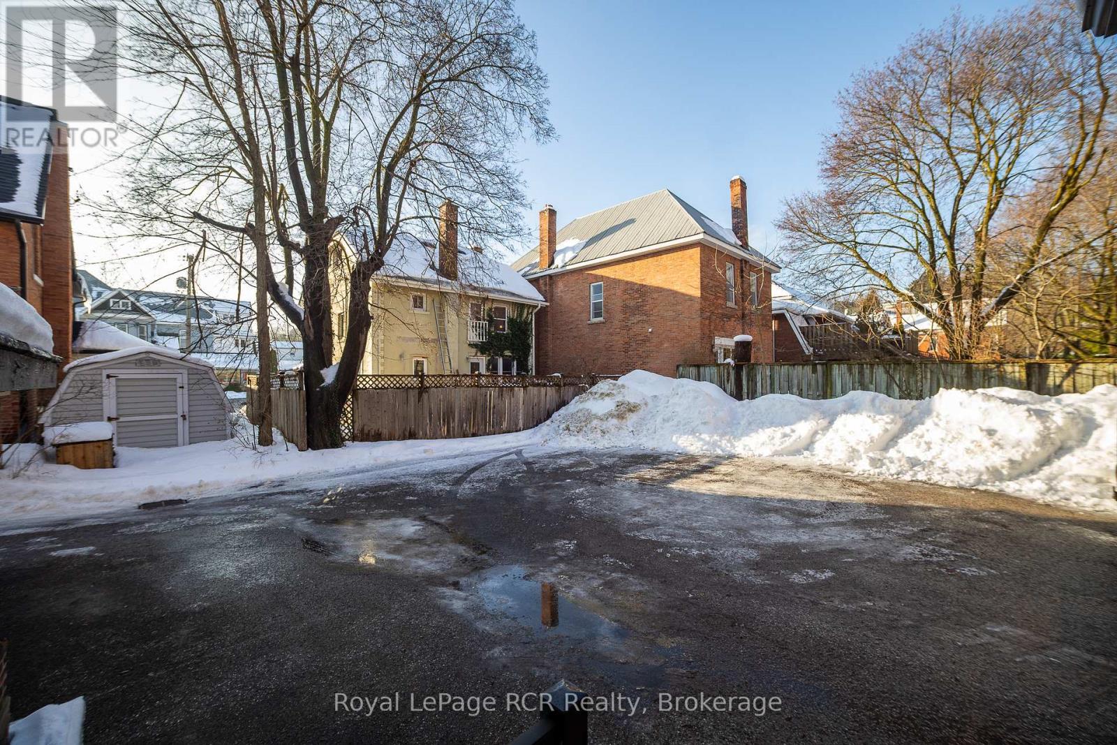 












MAIN FLOOR - 912 2ND AVENUE W

,
Owen Sound,




Ontario
N4K4M7

