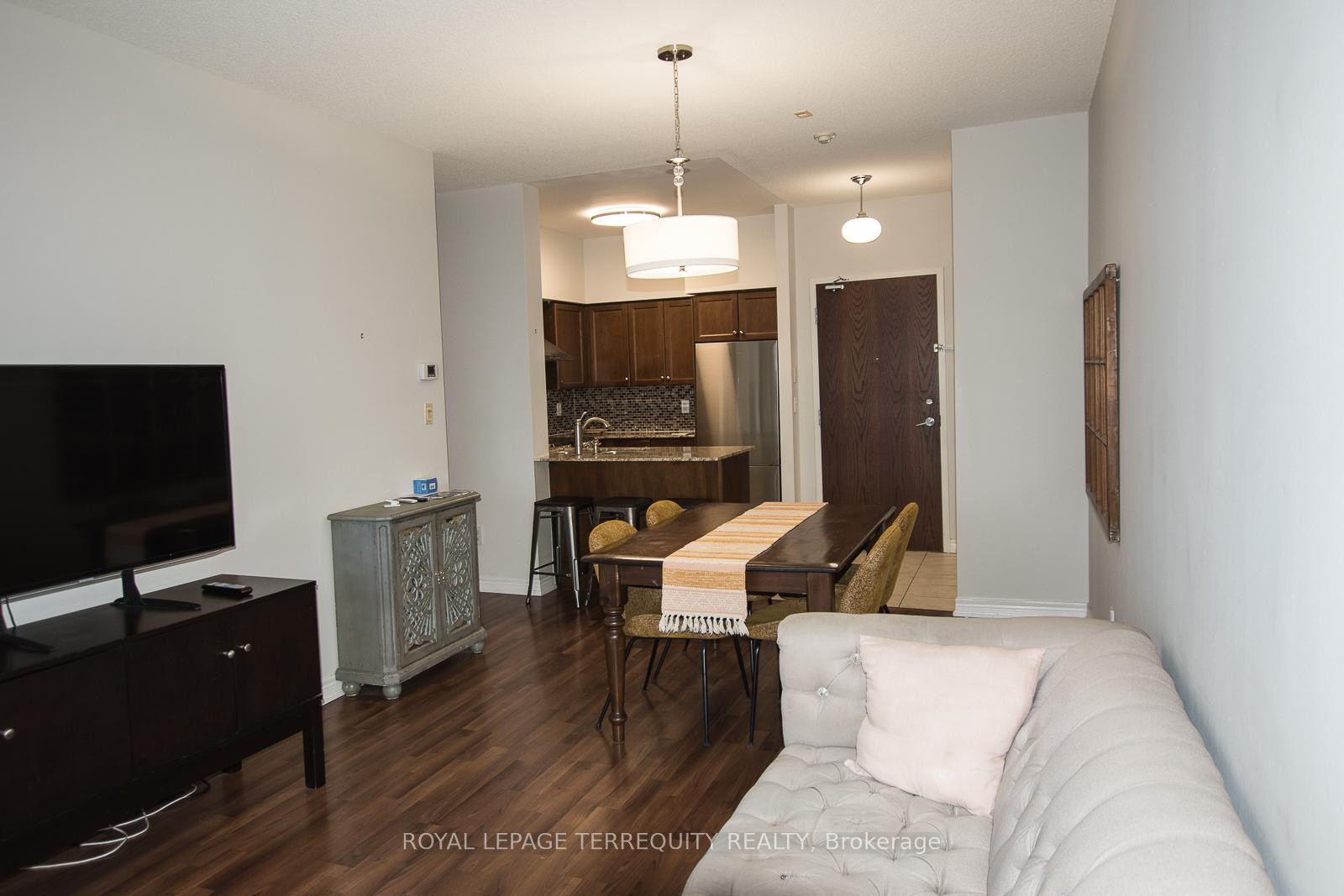 









2772


Keele

Street, 802,
Toronto,




ON
M3M 0A3

