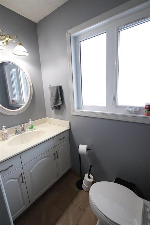 












77 Guymer Crescent

,
The Pas,




Manitoba
R9A1S9

