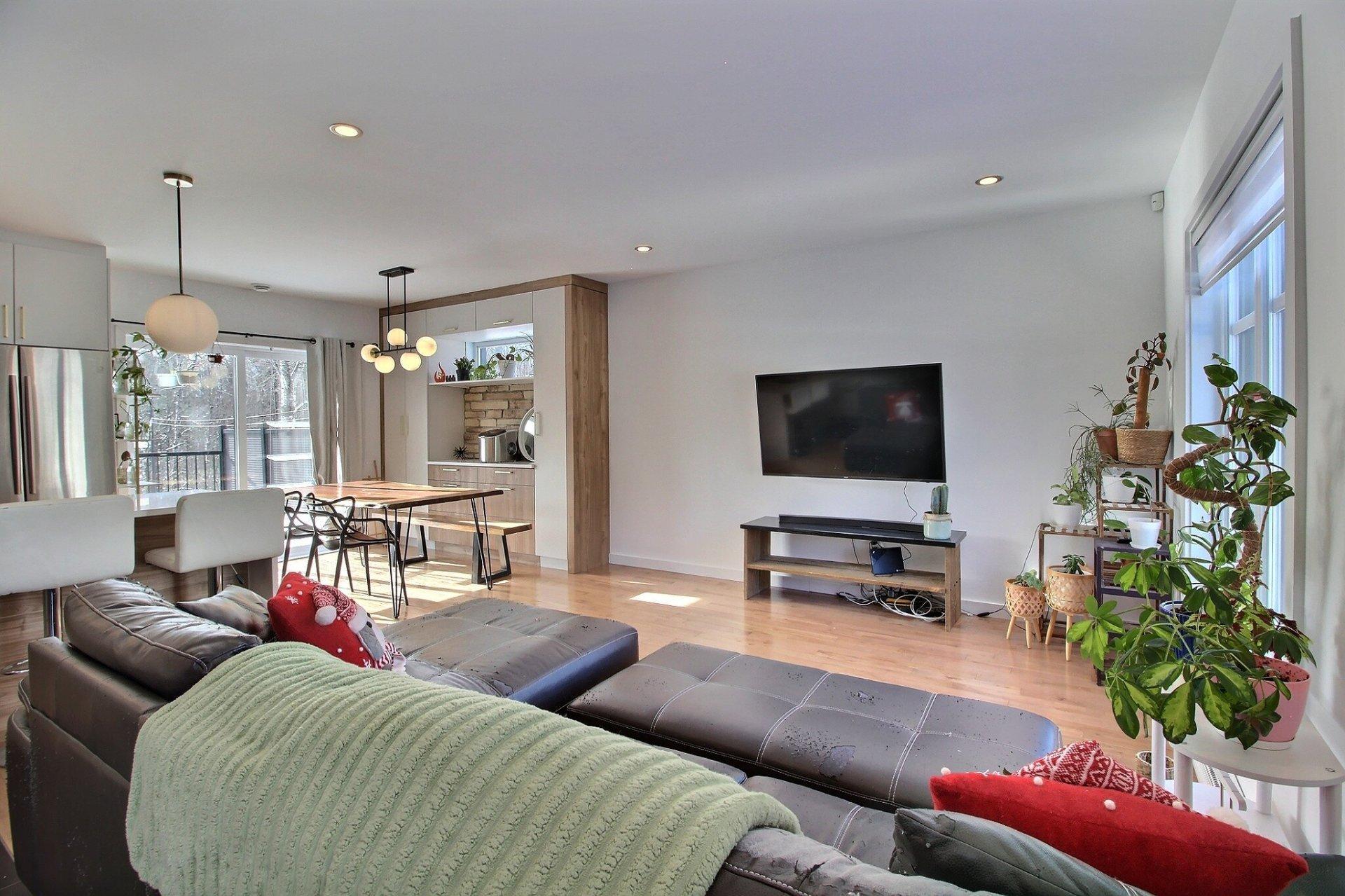 









4396


Rue Marcheterre

,
Ascot Corner,




QC
J0B1A0

