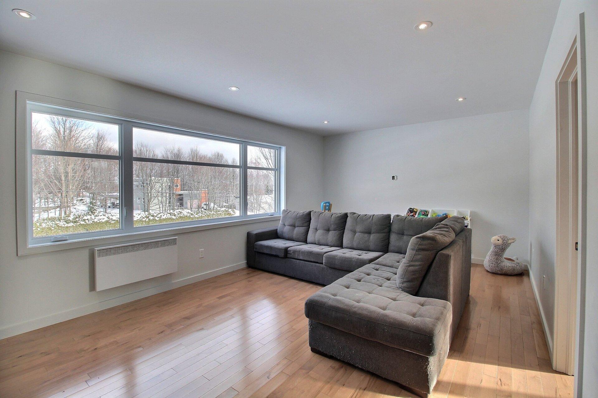 









4396


Rue Marcheterre

,
Ascot Corner,




QC
J0B1A0

