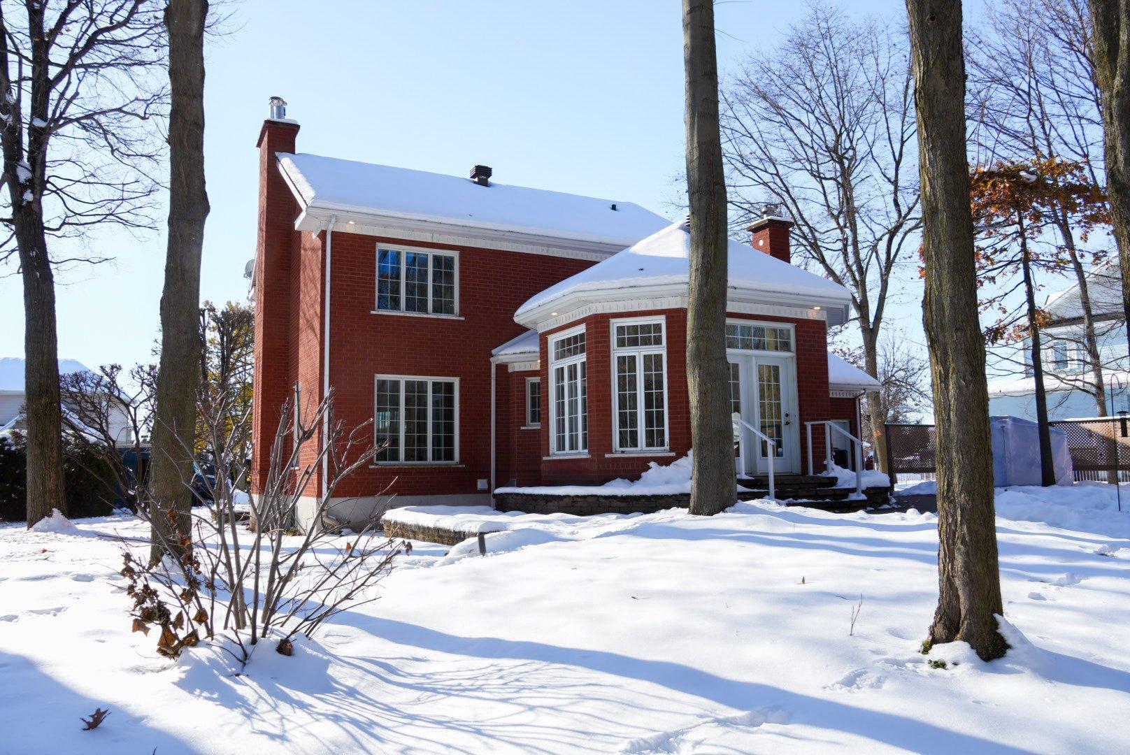 









1205


Av. de Louisbourg

,
Bécancour,




QC
G9H0M9

