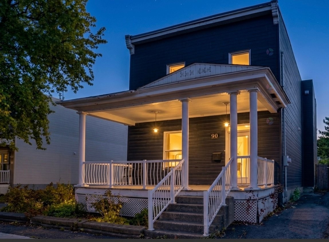 









90


Av. Jolicoeur

,
Montréal (Lachine),




QC
H8R1P6

