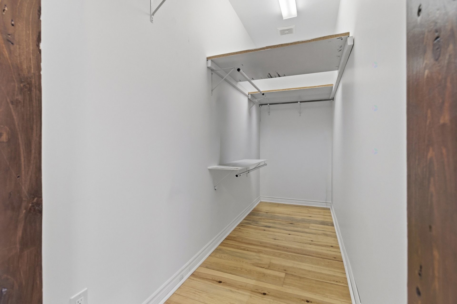 









90


Av. Jolicoeur

,
Montréal (Lachine),




QC
H8R1P6

