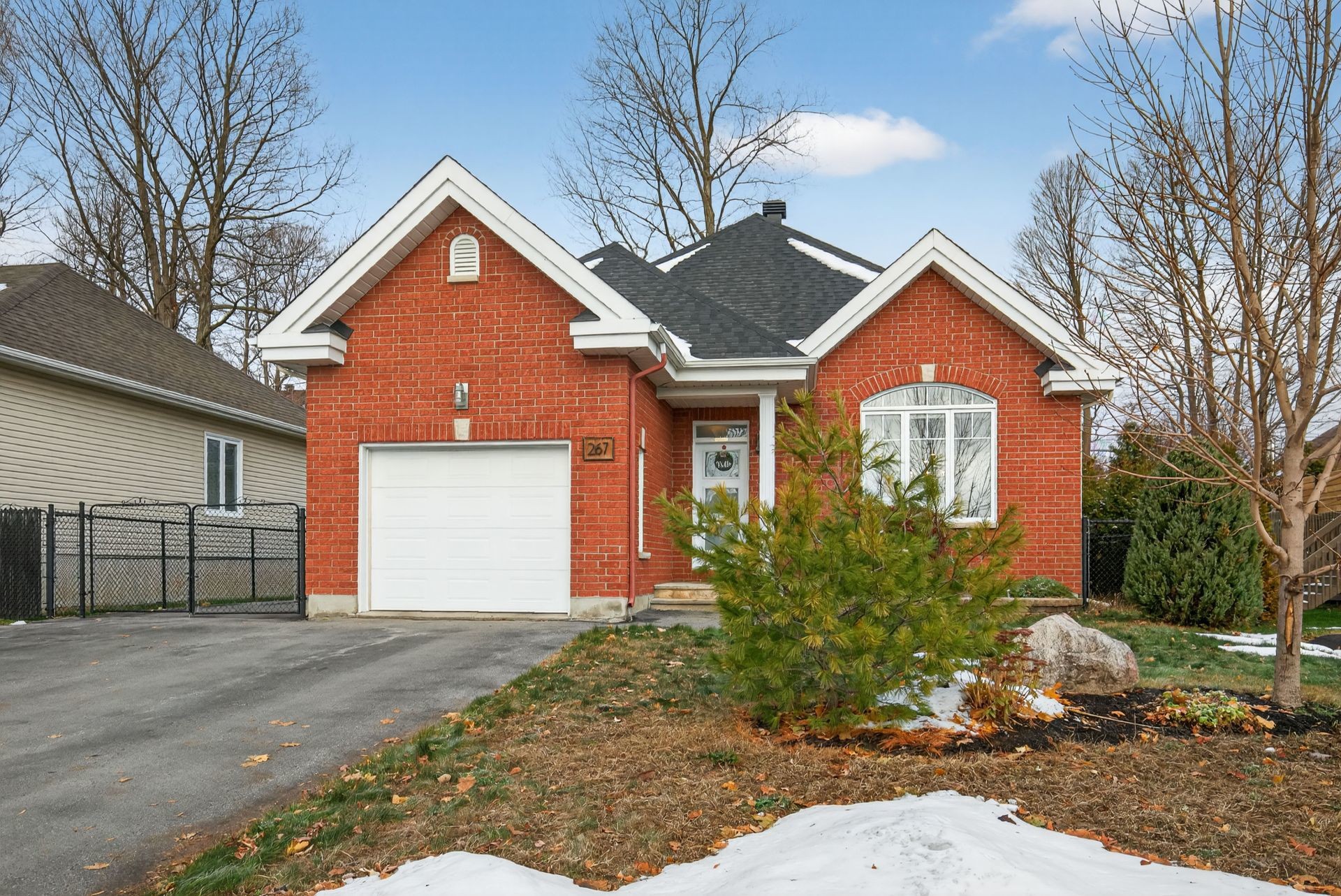 









267


Rue Maurice-St-Louis

,
Gatineau (Aylmer),




QC
J9J3V9

