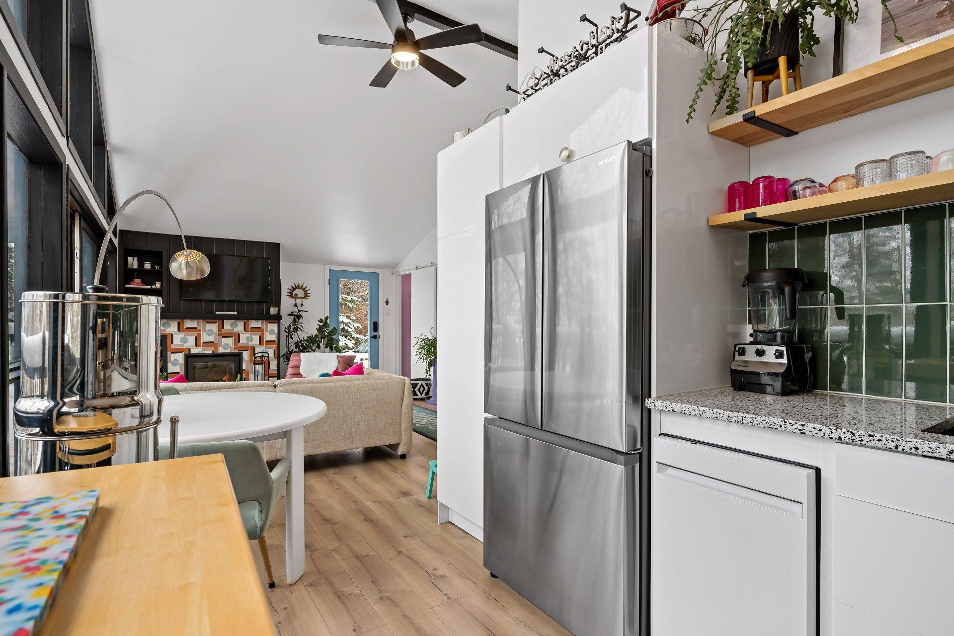 









1381Z

 - 1383Z


Rue Trudel

,
Mont-Tremblant,




QC
J8E2L4

