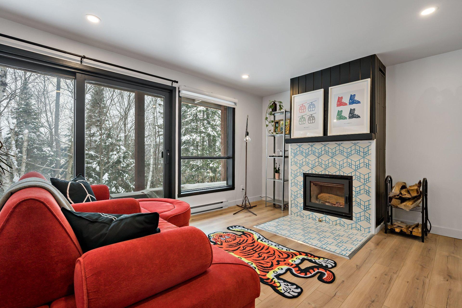 









1381Z

 - 1383Z


Rue Trudel

,
Mont-Tremblant,




QC
J8E2L4

