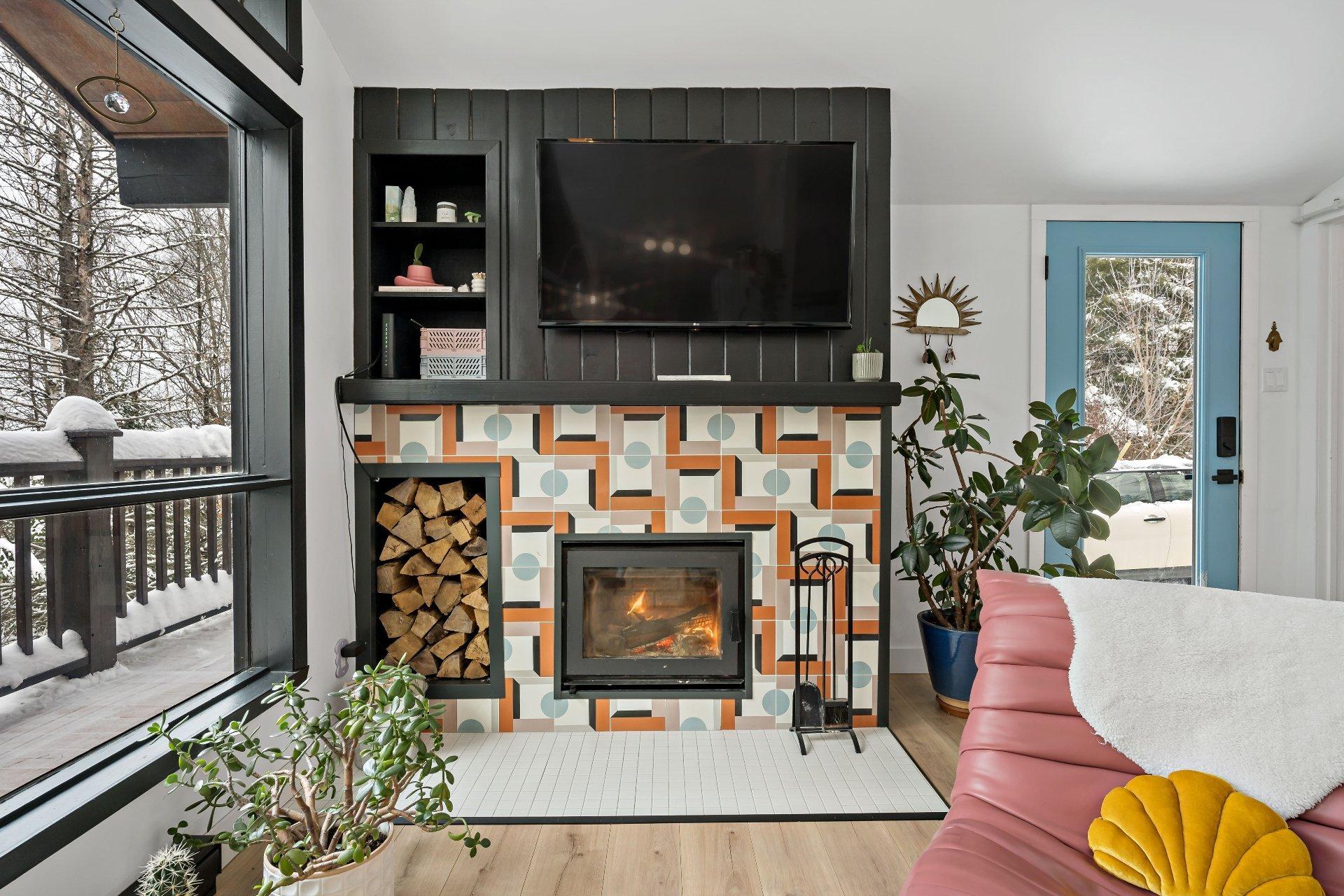 









1381Z

 - 1383Z


Rue Trudel

,
Mont-Tremblant,




QC
J8E2L4

