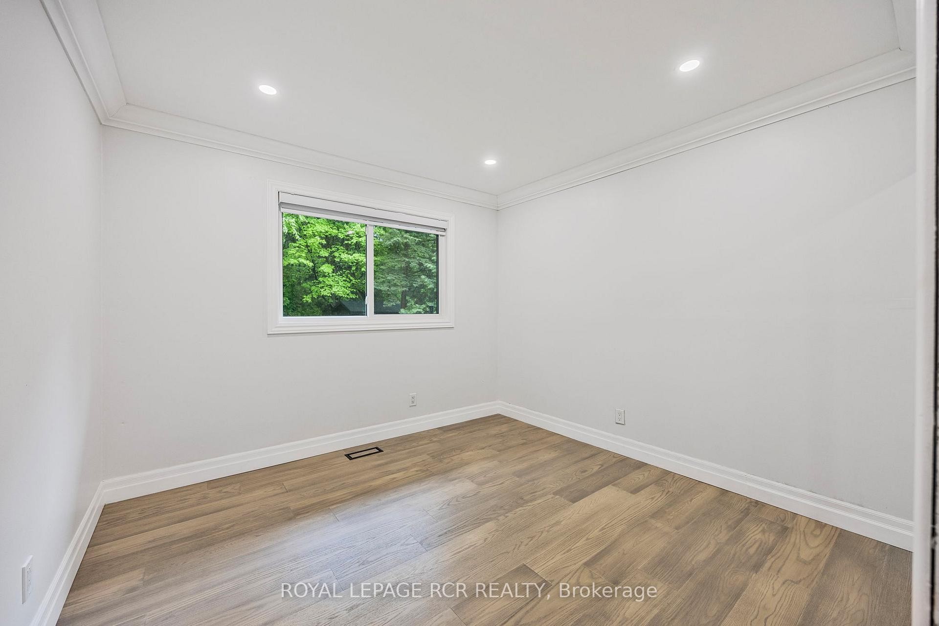 









61


William

Street East,
Caledon,




ON
L7K 1N7

