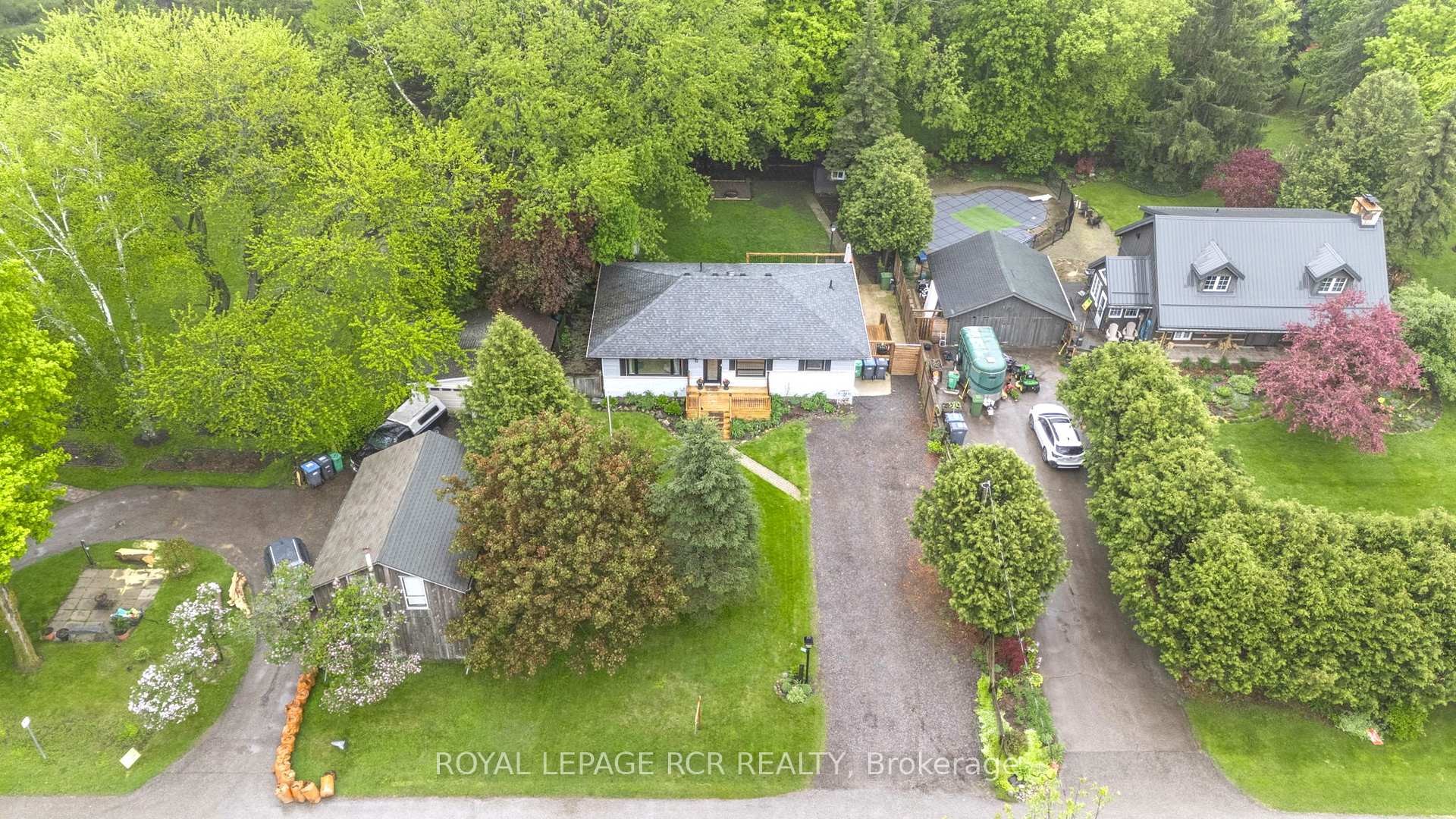 









61


William

Street East,
Caledon,




ON
L7K 1N7

