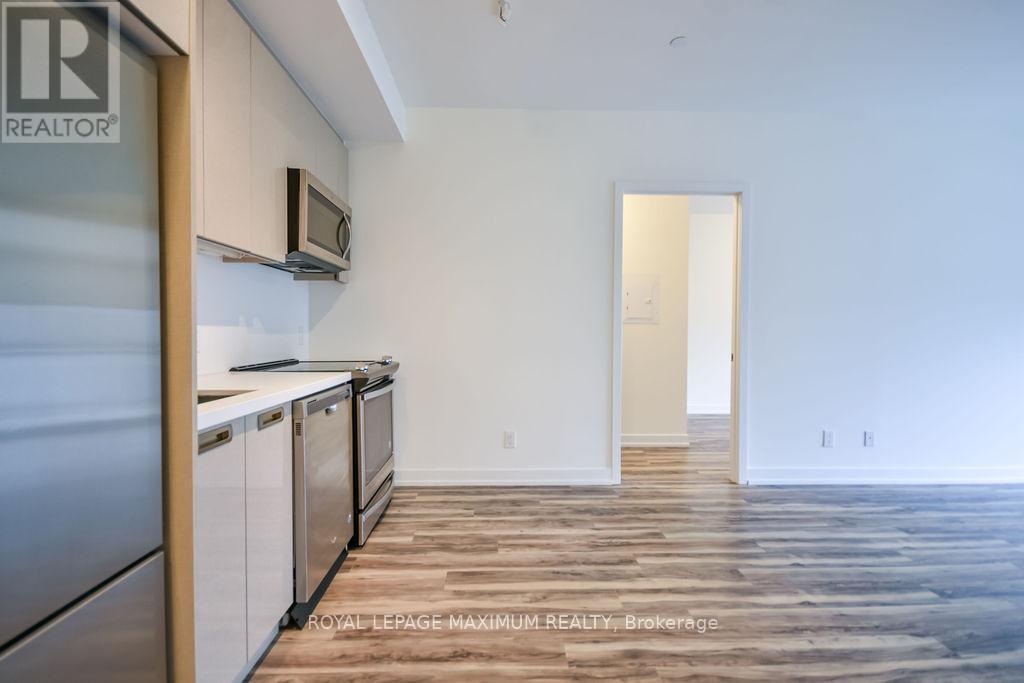 












B417 - 271 SEA RAY AVENUE

,
Innisfil,




Ontario
L9S0J4

