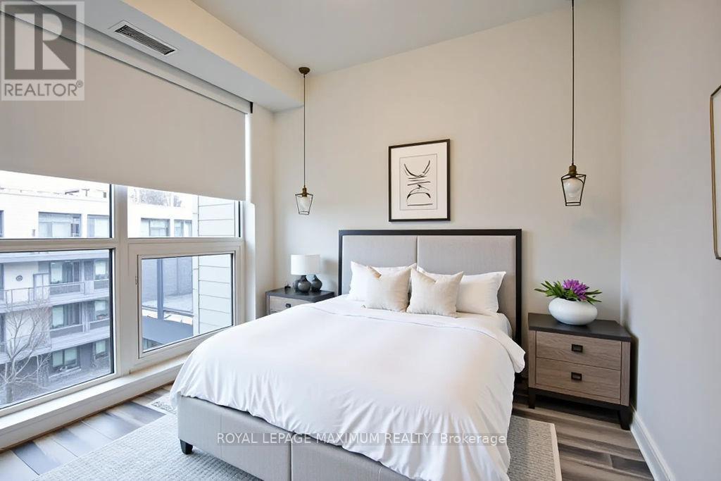 












B417 - 271 SEA RAY AVENUE

,
Innisfil,




Ontario
L9S0J4

