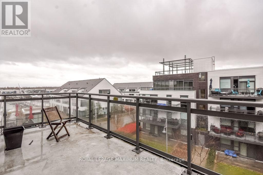 












B417 - 271 SEA RAY AVENUE

,
Innisfil,




Ontario
L9S0J4

